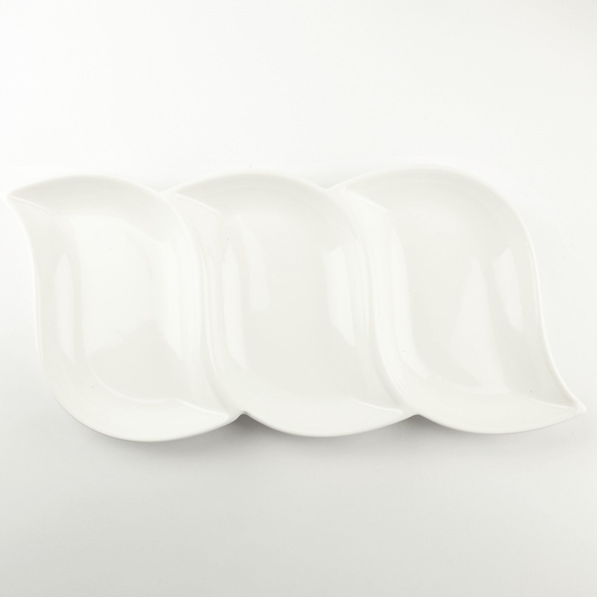 PÓŁMISEK PORCELANOWY TRÓJDZIELNY NA SOSY PRZEKĄSKI SŁODYCZE OWOCE 28X17CM