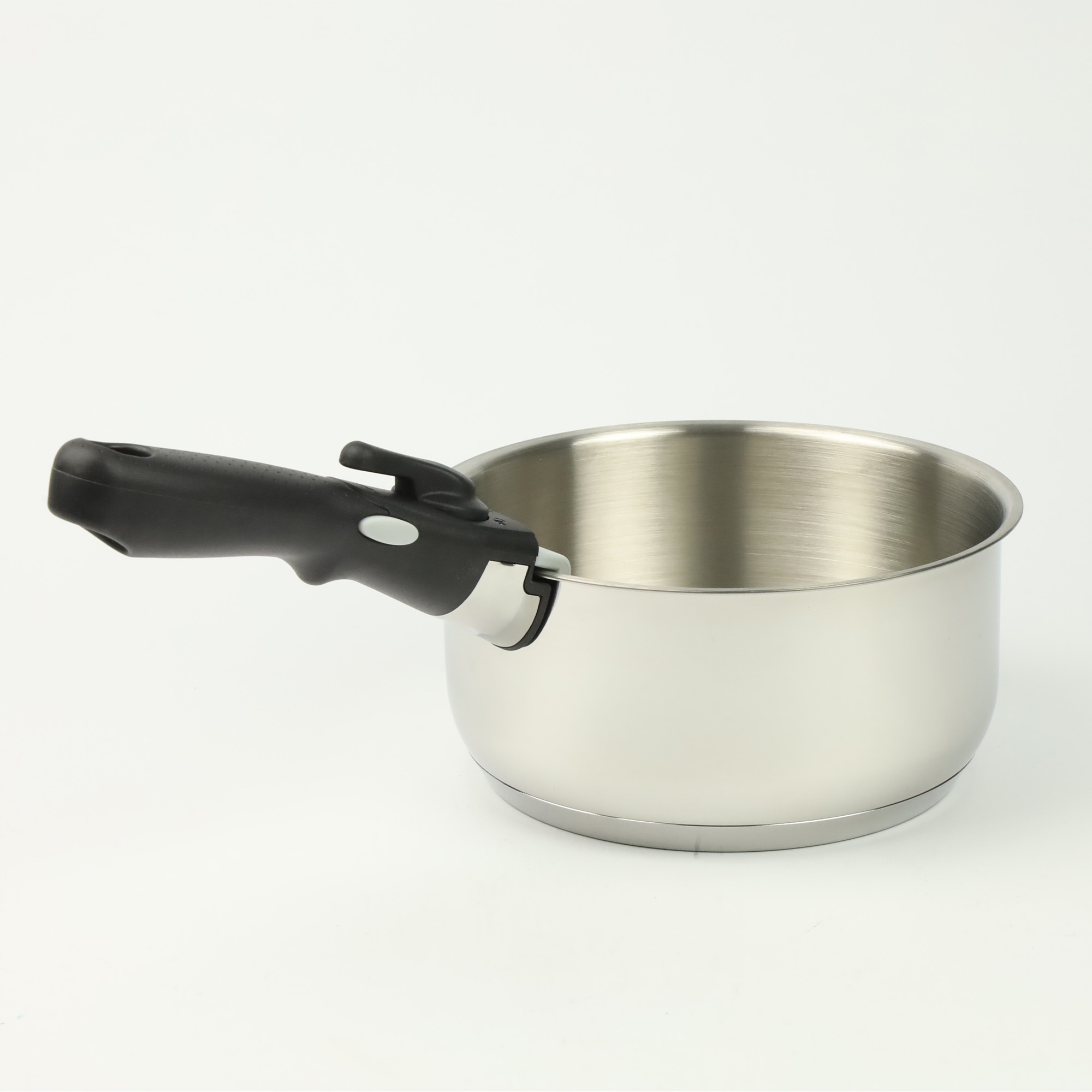 ZESTAW GARNKÓW STALOWYCH GARNKI Z ODPINANĄ RĄCZKĄ 3 SZT FUSION 1,6/2,2/3,1L