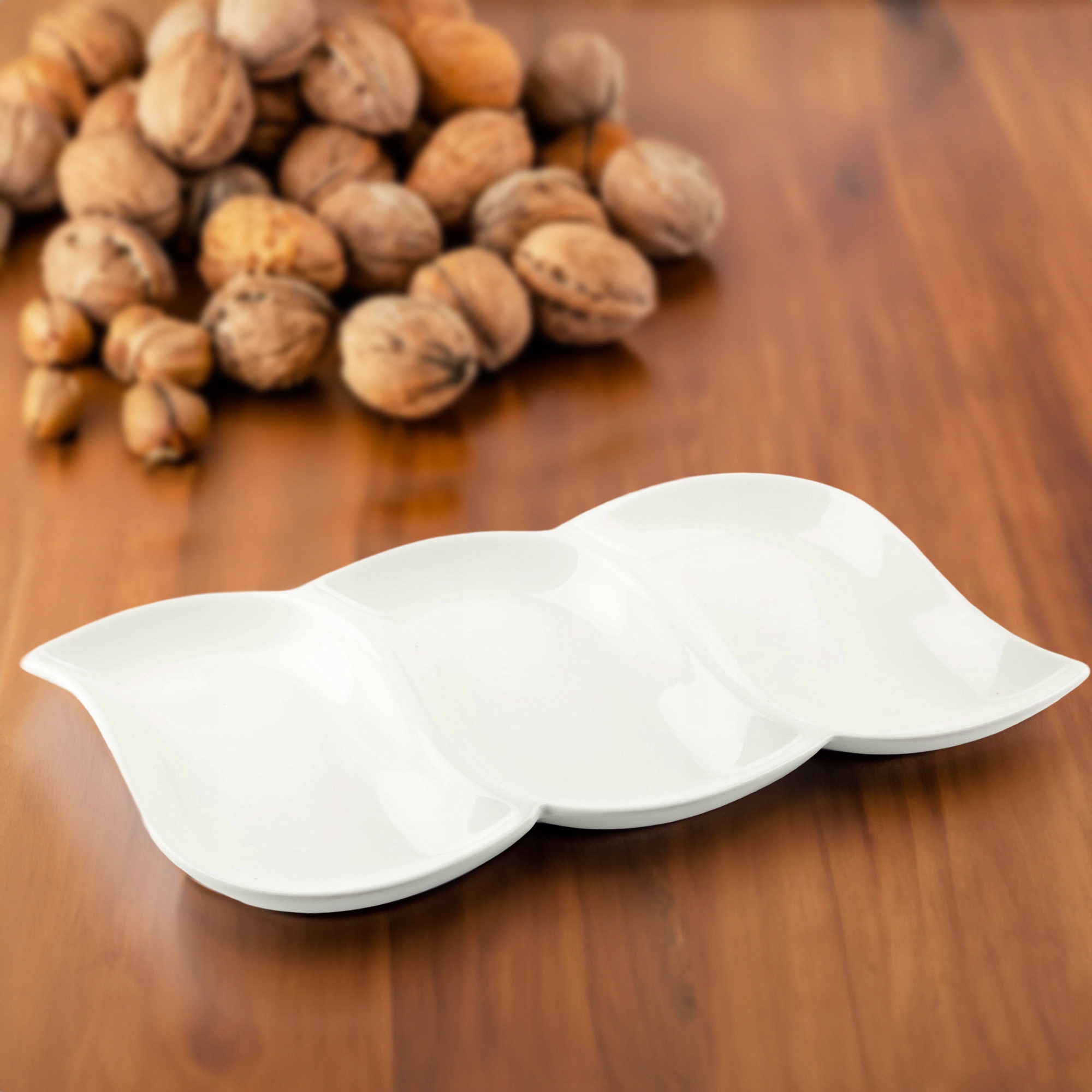 PÓŁMISEK PORCELANOWY TRÓJDZIELNY NA SOSY PRZEKĄSKI SŁODYCZE OWOCE 28X17CM