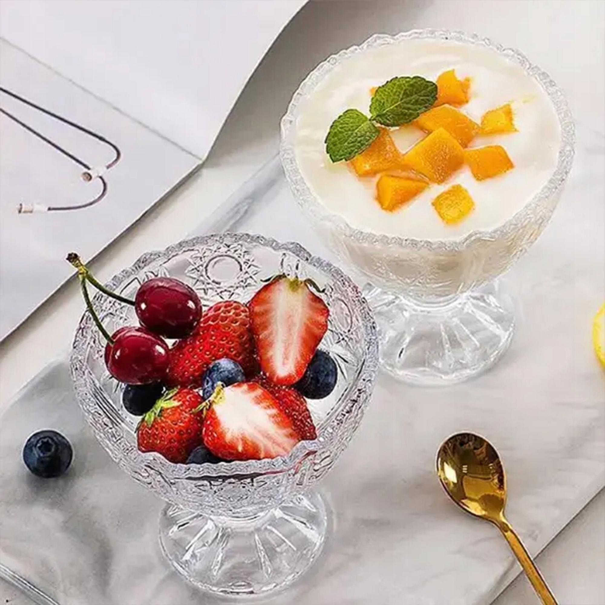 PUCHAREK Z KRYSZTAŁOWYM WZOREM SZKLANY DO PODAWANIA LODÓW DESERÓW 245ML