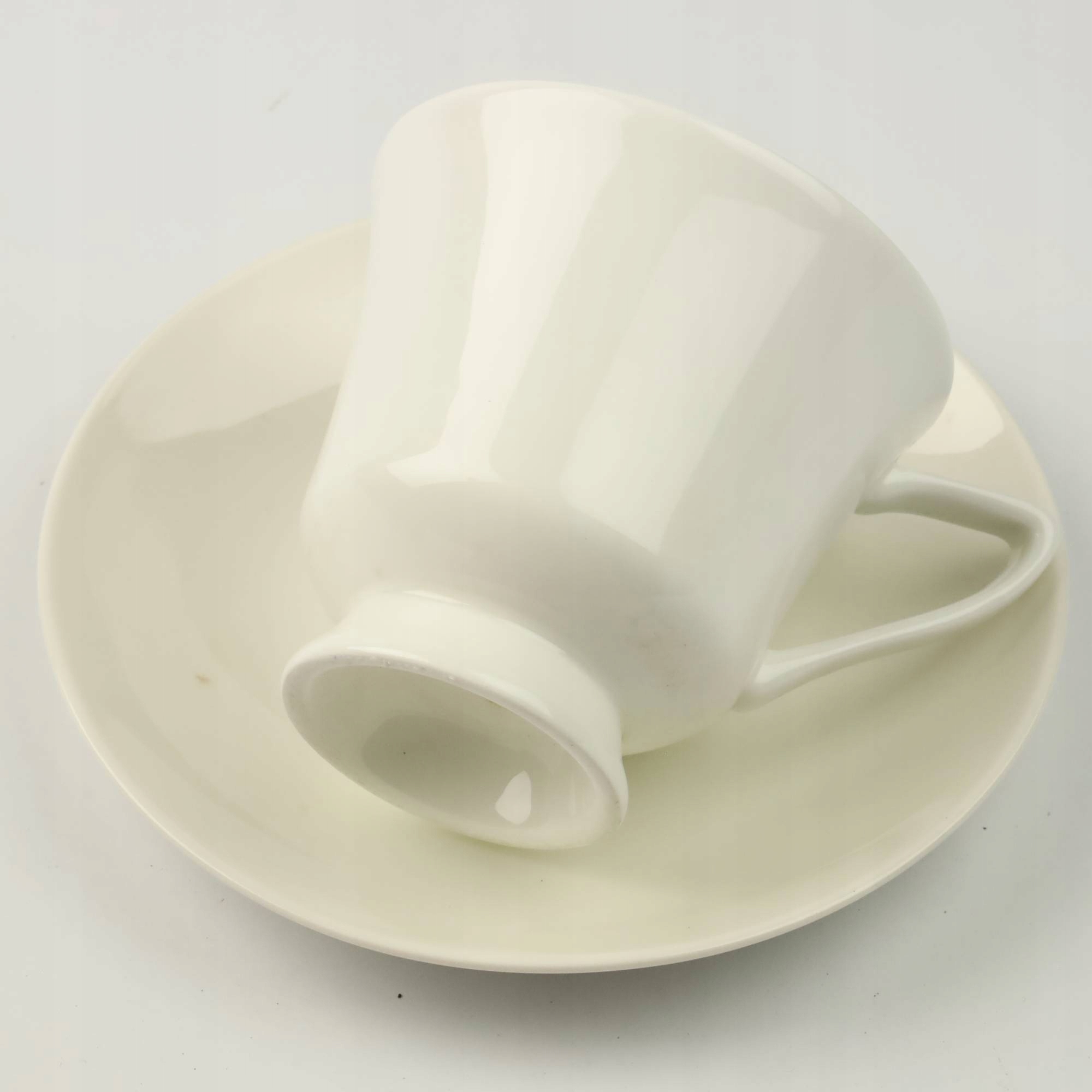 ZESTAW NA PREZENT FILIŻANEK 220 ML Z TALERZYKAMI PORCELANA DO KAWY HERBATY