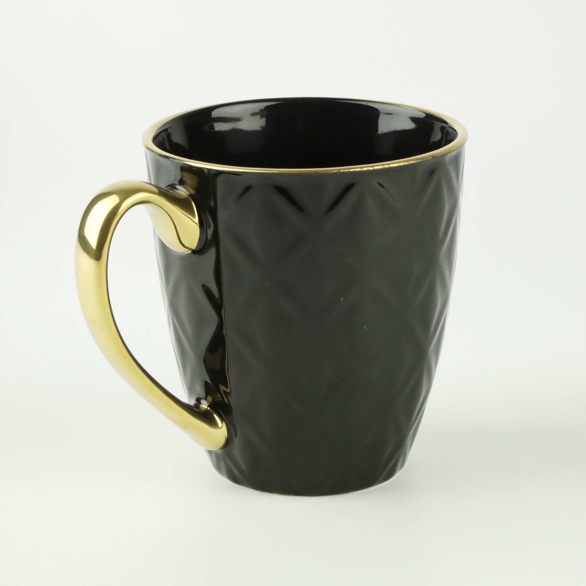 PORCELANOWY KUBEK NA KAWĘ HERBATĘ CZARNY ZDOBIONY ZE ZŁOTYM UCHEM 360ML