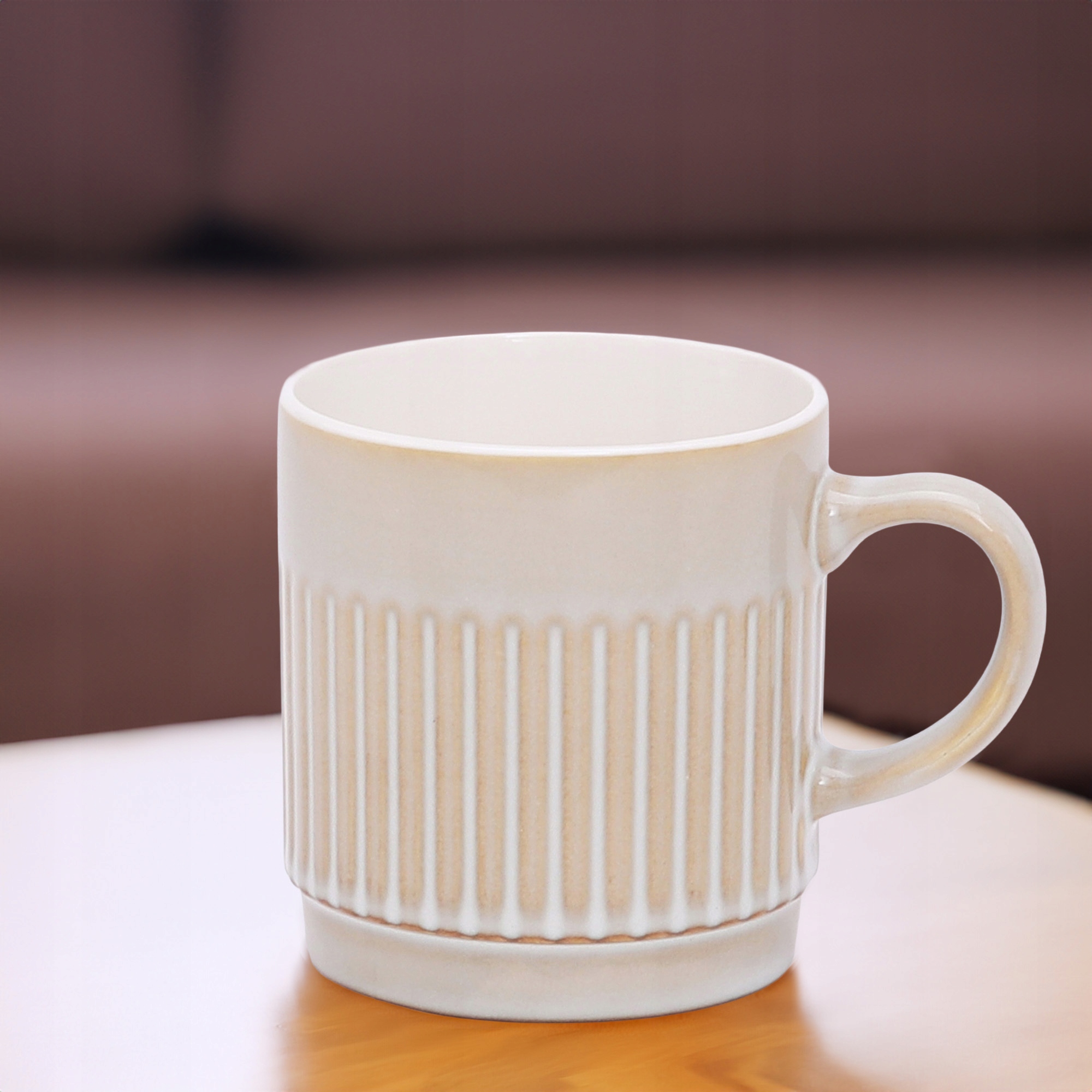 PORCELANOWY KUBEK NA KAWĘ HERBATĘ BEŻOWY ZDOBIONY 440 ML NA PREZENT