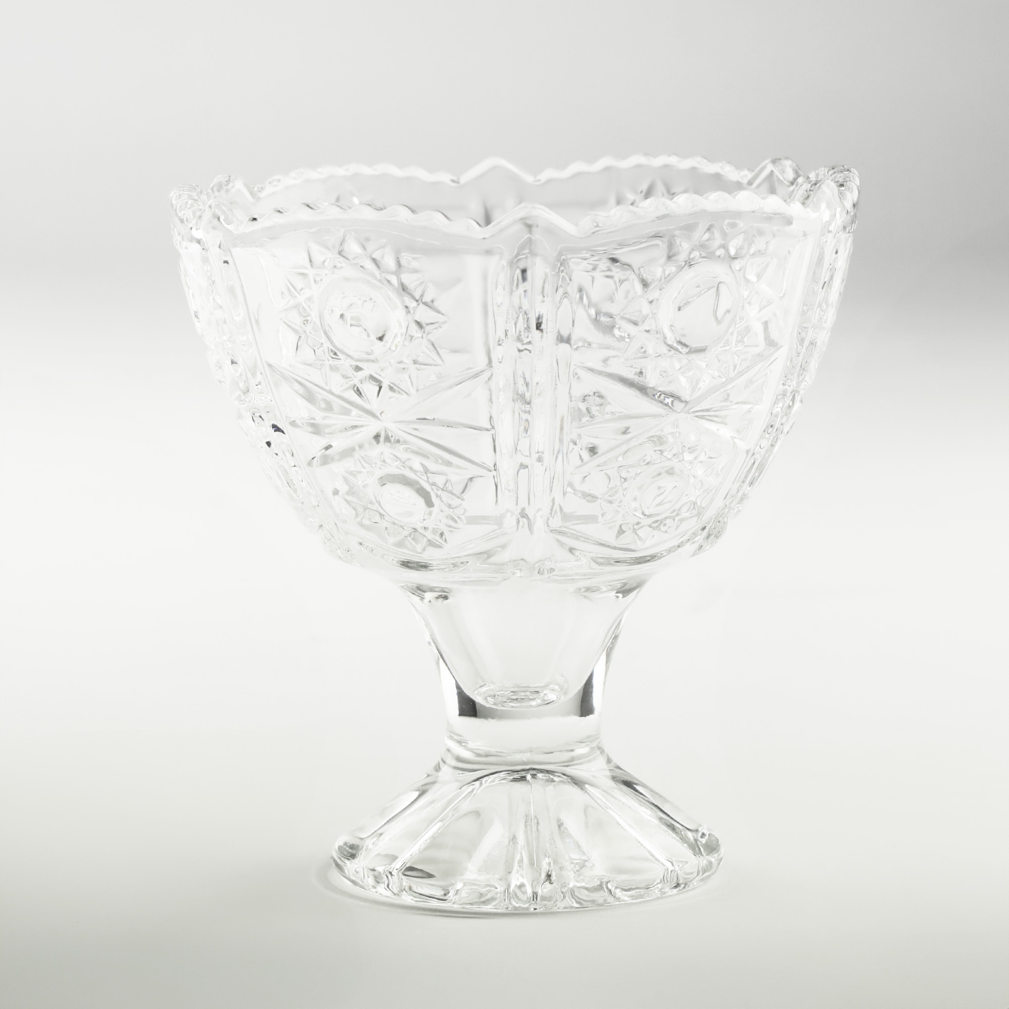 PUCHAREK Z KRYSZTAŁOWYM WZOREM SZKLANY DO PODAWANIA LODÓW DESERÓW 245ML