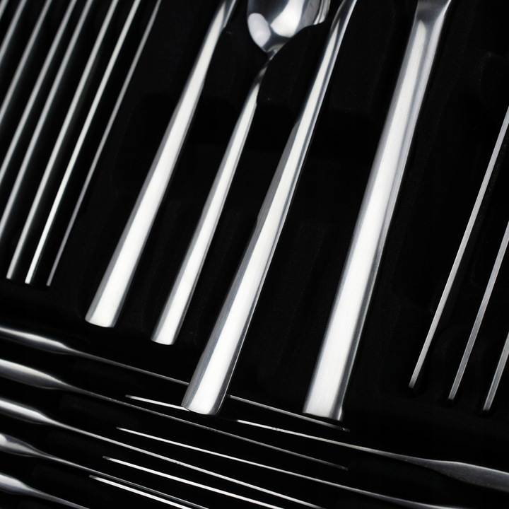 ZESTAW SZTUĆCE 72 el kpl WALIZKA SREBRNE POŁYSK 12