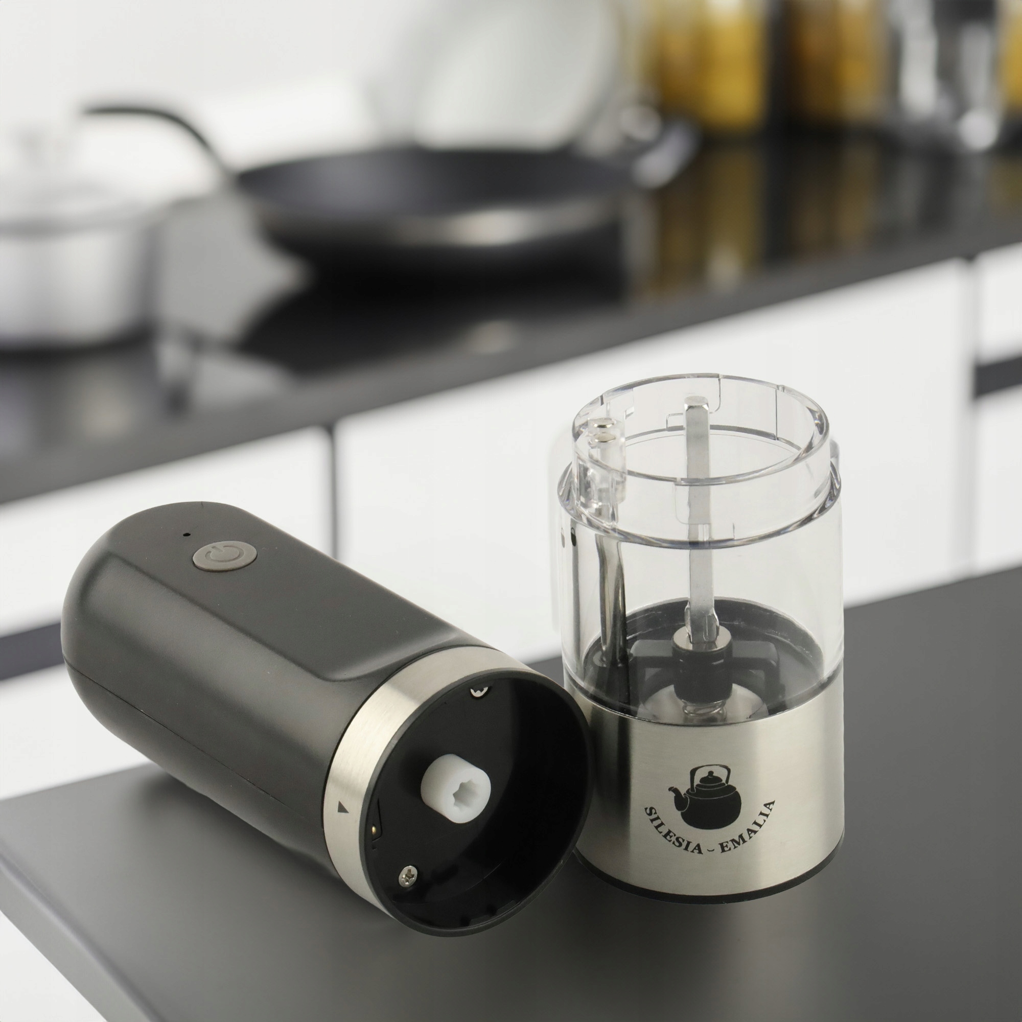 MŁYNEK ELEKTRYCZNY DO MIELENIA CZARNY PRZYPRAW SOLI PIEPRZU PRZYPRAW NA USB