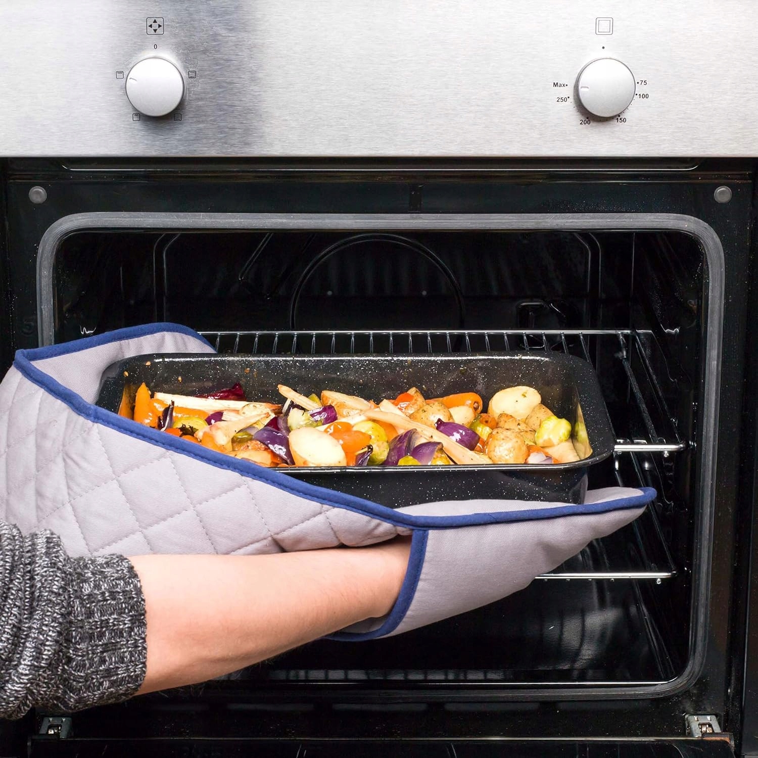 BLACHA FORMA DO PIECZENIA BRYTFANNA NIEPRZYWIERAJĄCA NON STICK 21,5x31,5 cm