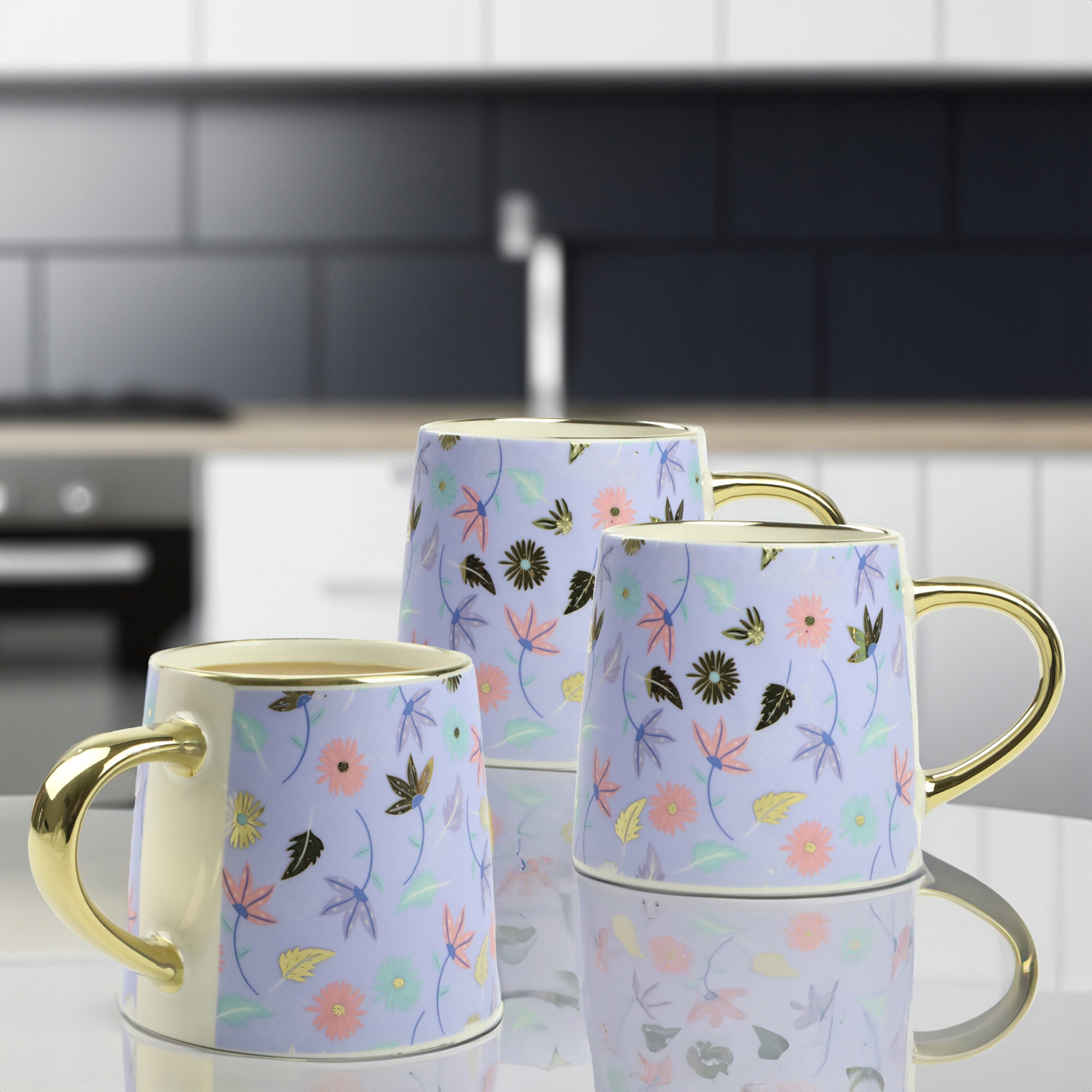 KUBEK PORCELANOWY DO KAWY HERBATY WZÓR KWIATY 400ML ZE ZŁOTYM UCHEM