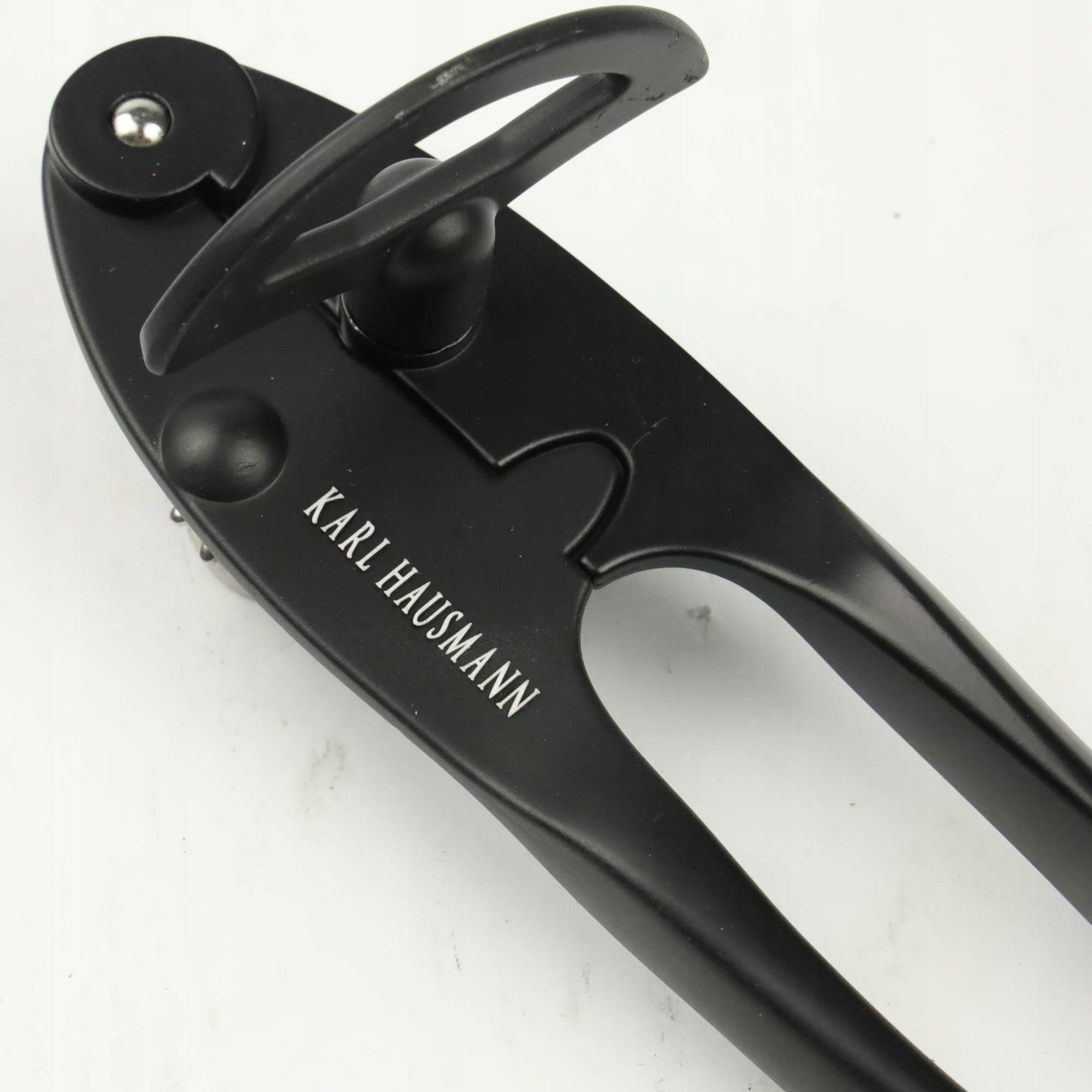 OTWIERACZ DO PUSZEK KONSERW CIĘŻKI SOLIDNY CZARNY STAL NIERDZEWNA