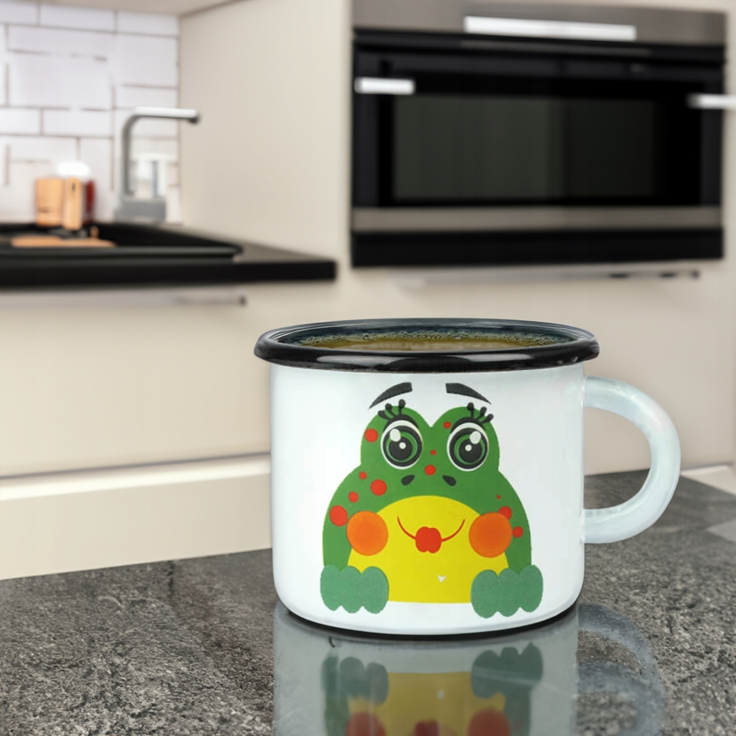 KUBEK EMALIOWANY 500ML Z UCHEM 9CM WZÓR ŻABKA ZDZISIA DO KAWY HERBATY