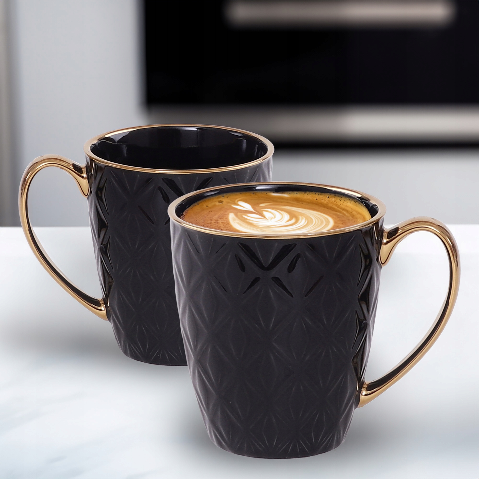 PORCELANOWY KUBEK NA KAWĘ HERBATĘ CZARNY ZDOBIONY ZE ZŁOTYM UCHEM 360ML