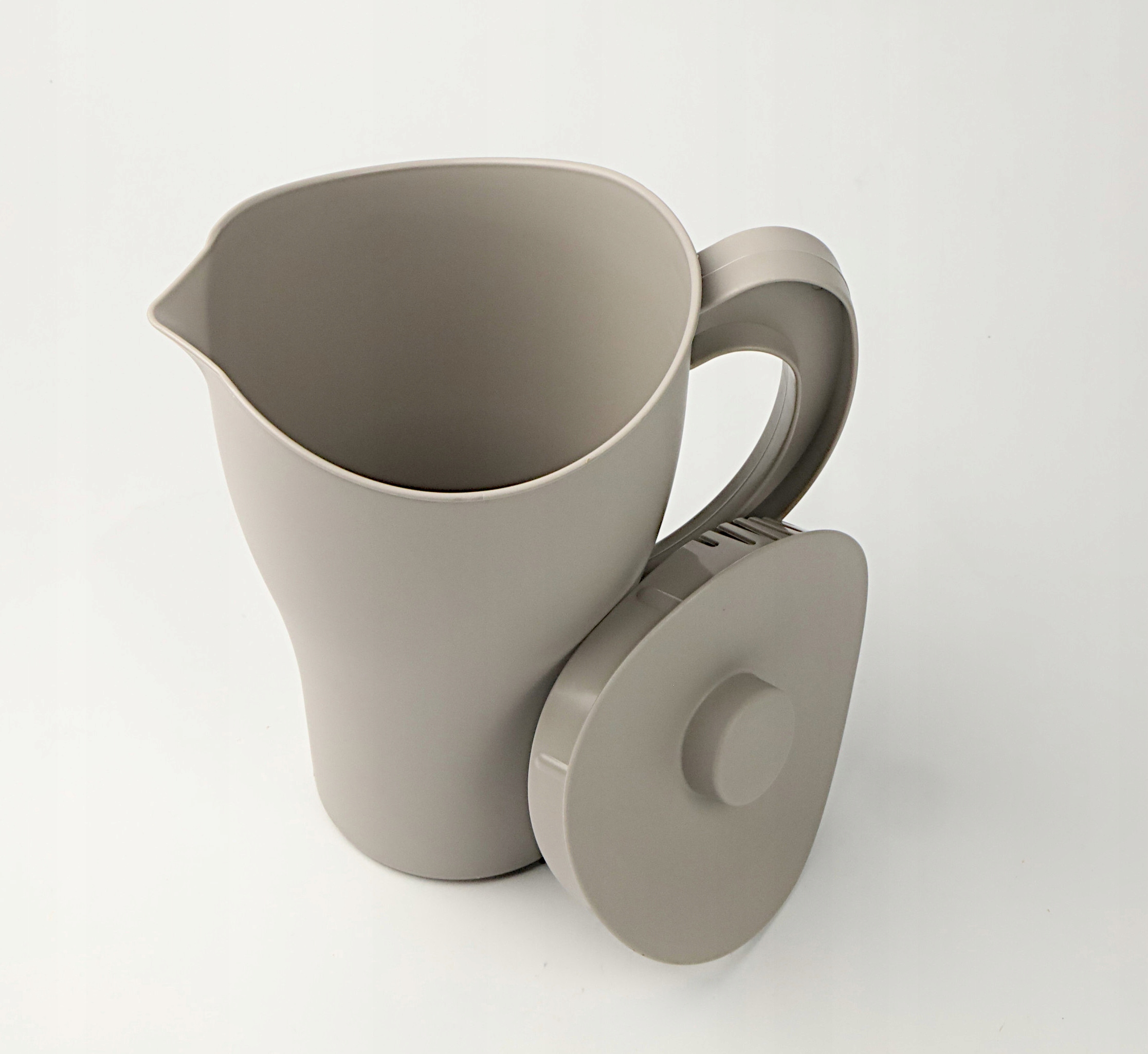 DZBANEK NA NAPOJE SOK WODĘ LEMONIADĘ KAWĘ DZBANEK PLASTIKOWY 2L DO NAPOJÓW