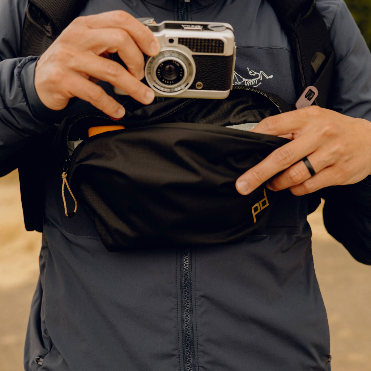 Peak Design Outdoor Sling 2L Black - Multifoto