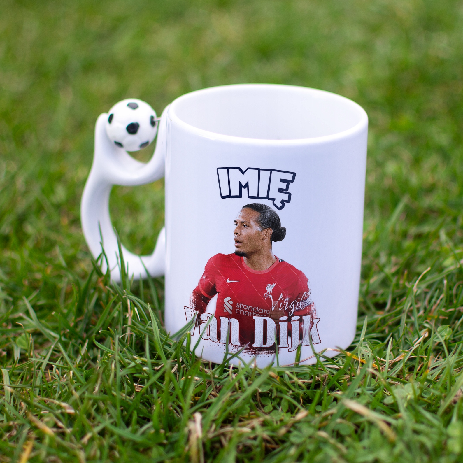 Kubek piłkarski personalizowany Virgil van Dijk dla kibiców Liverpool
