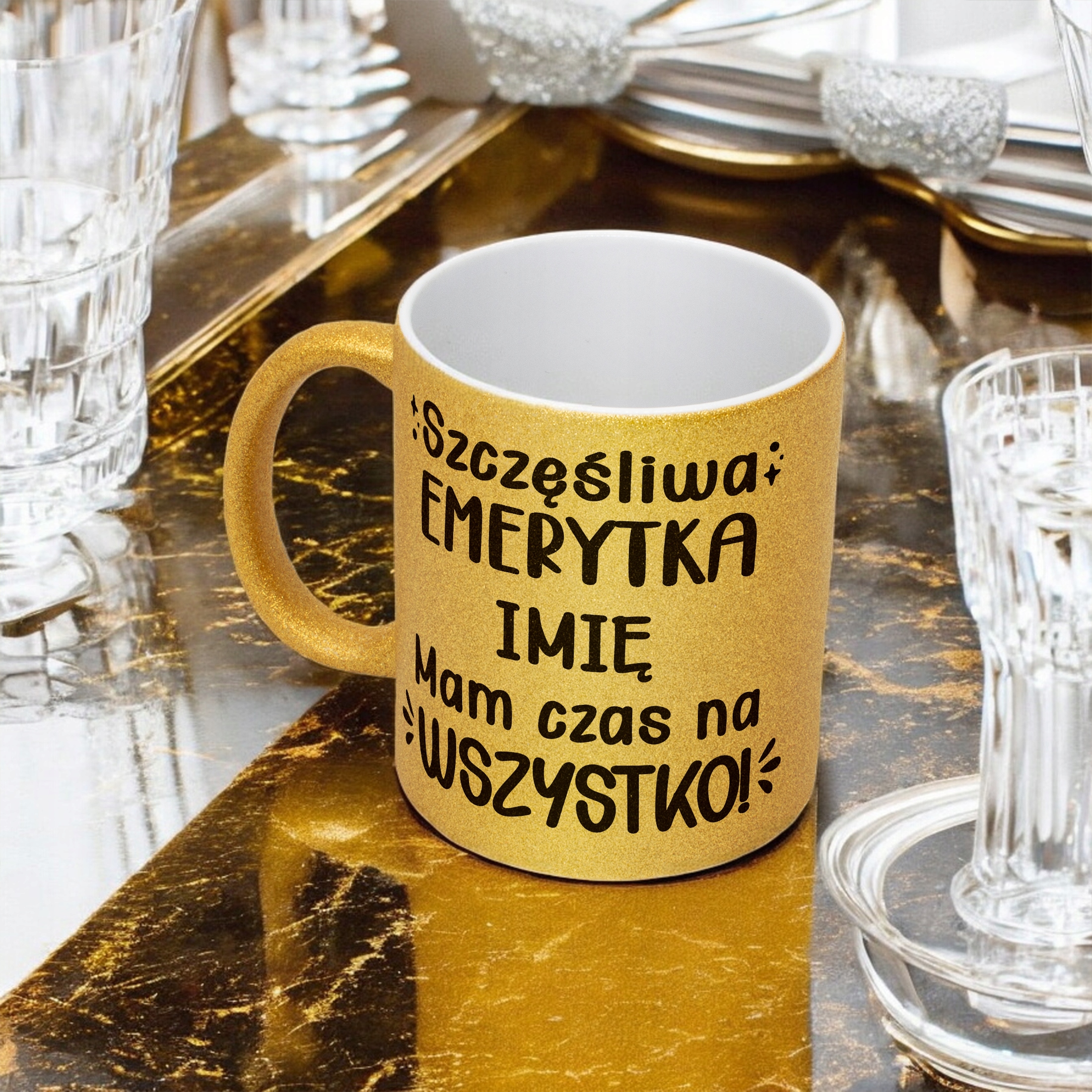 Złoty kubek brokatowy personalizowany Emerytura Dla Emerytki Prezent