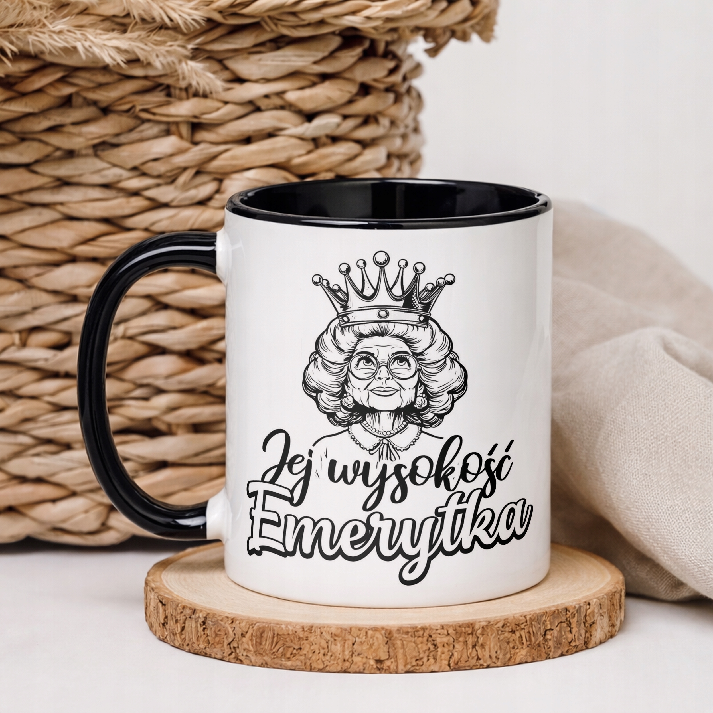 Kubek Czarny Jej Wysokość Emerytka Emerytura Prezent