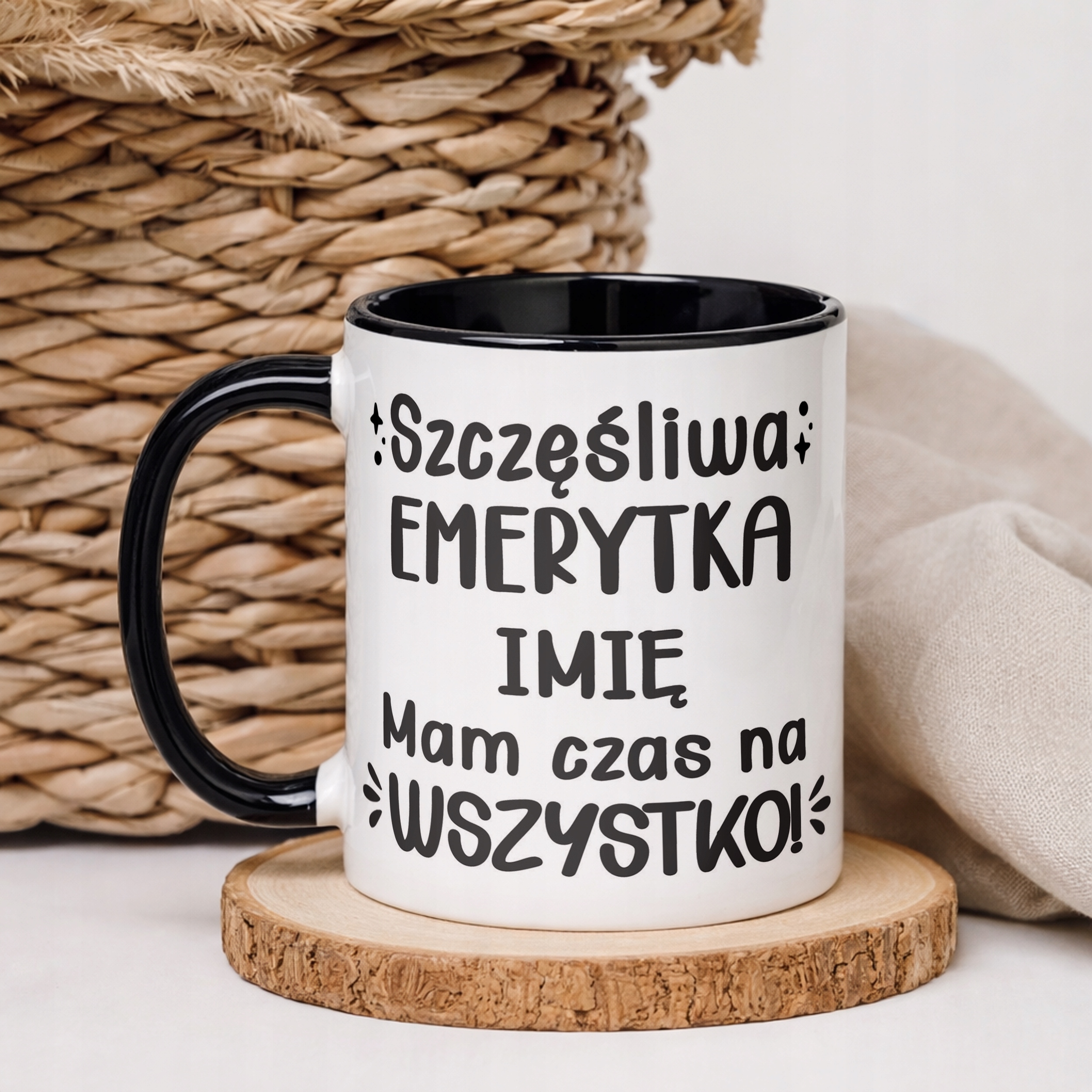 Kubek Czarny Personalizowany z okazji Emerytury Dla Emerytki Prezent