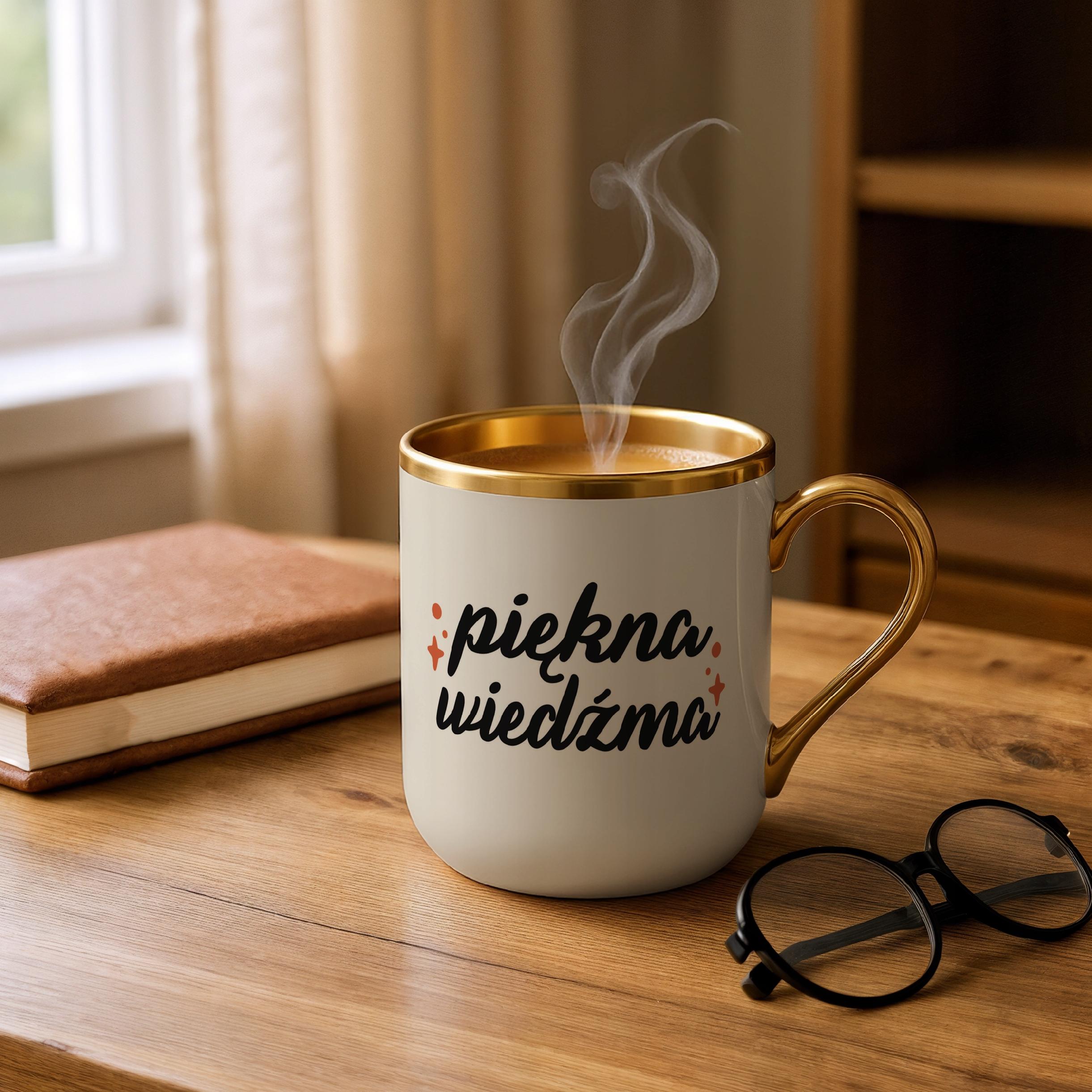 Kubek Premium Złoty Ecru Halloween Piękna Wiedźma Dla Kobiety Prezent