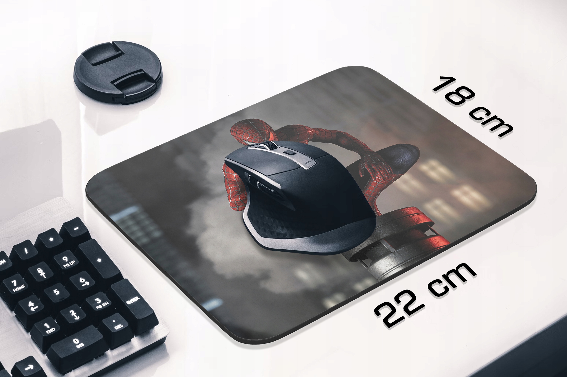 Podkładka pod mysz 22×18 cm Spiderman Peter Parker Marvel dla gracza