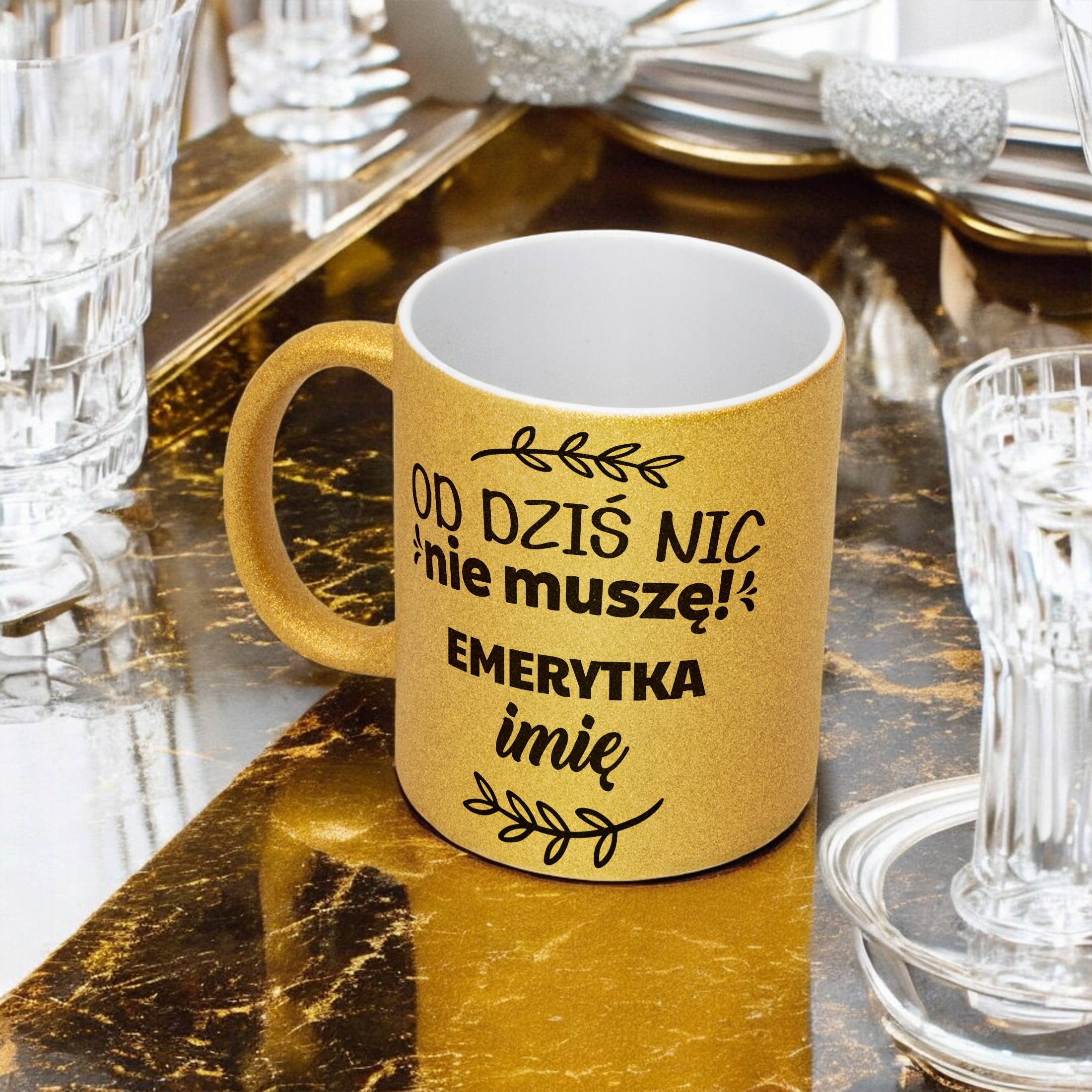 Złoty kubek brokatowy personalizowany Emerytura Dla Emerytki Prezent