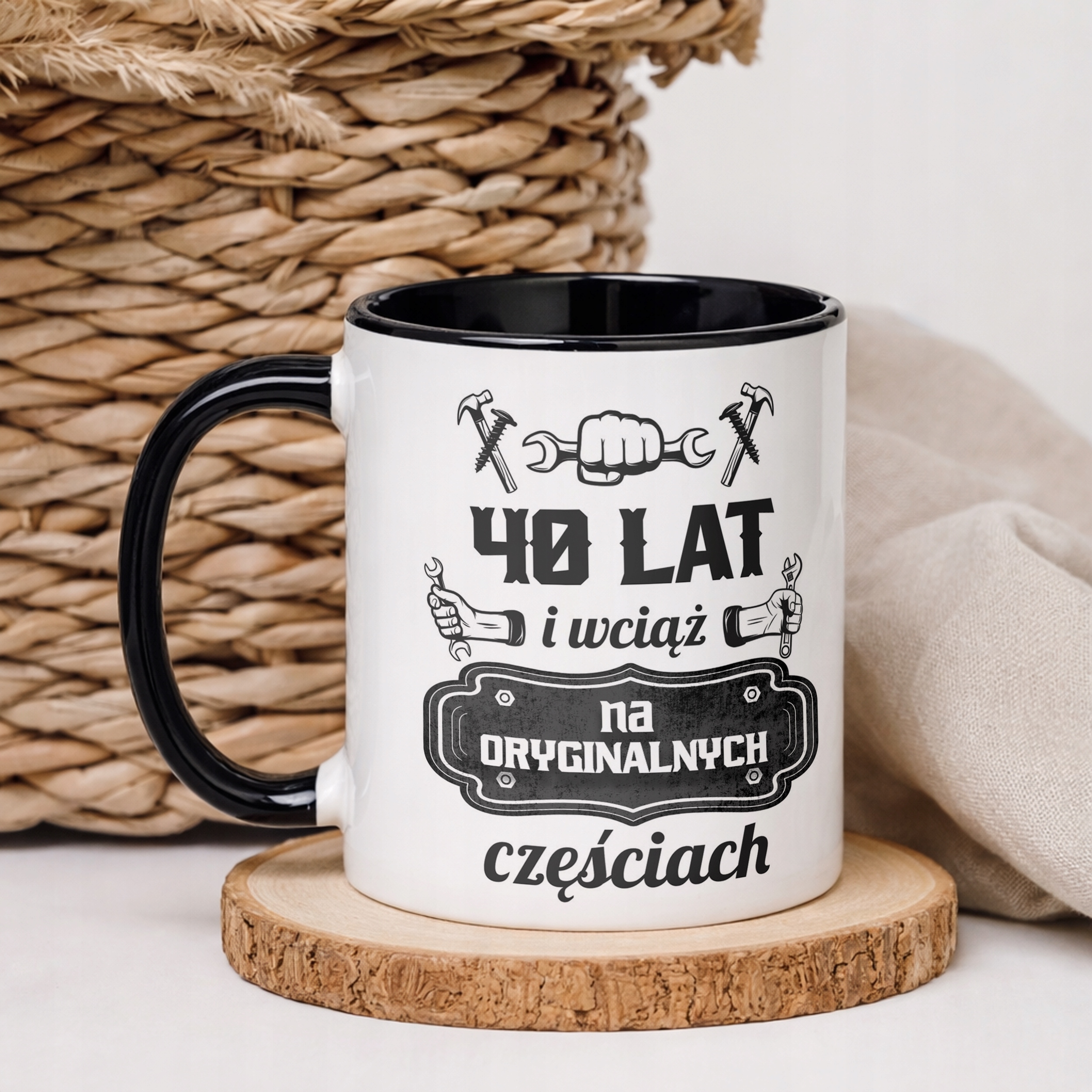 Kubek Czarny 40 Lat i Wciąż Na Oryginalnych Częściach Urodziny
