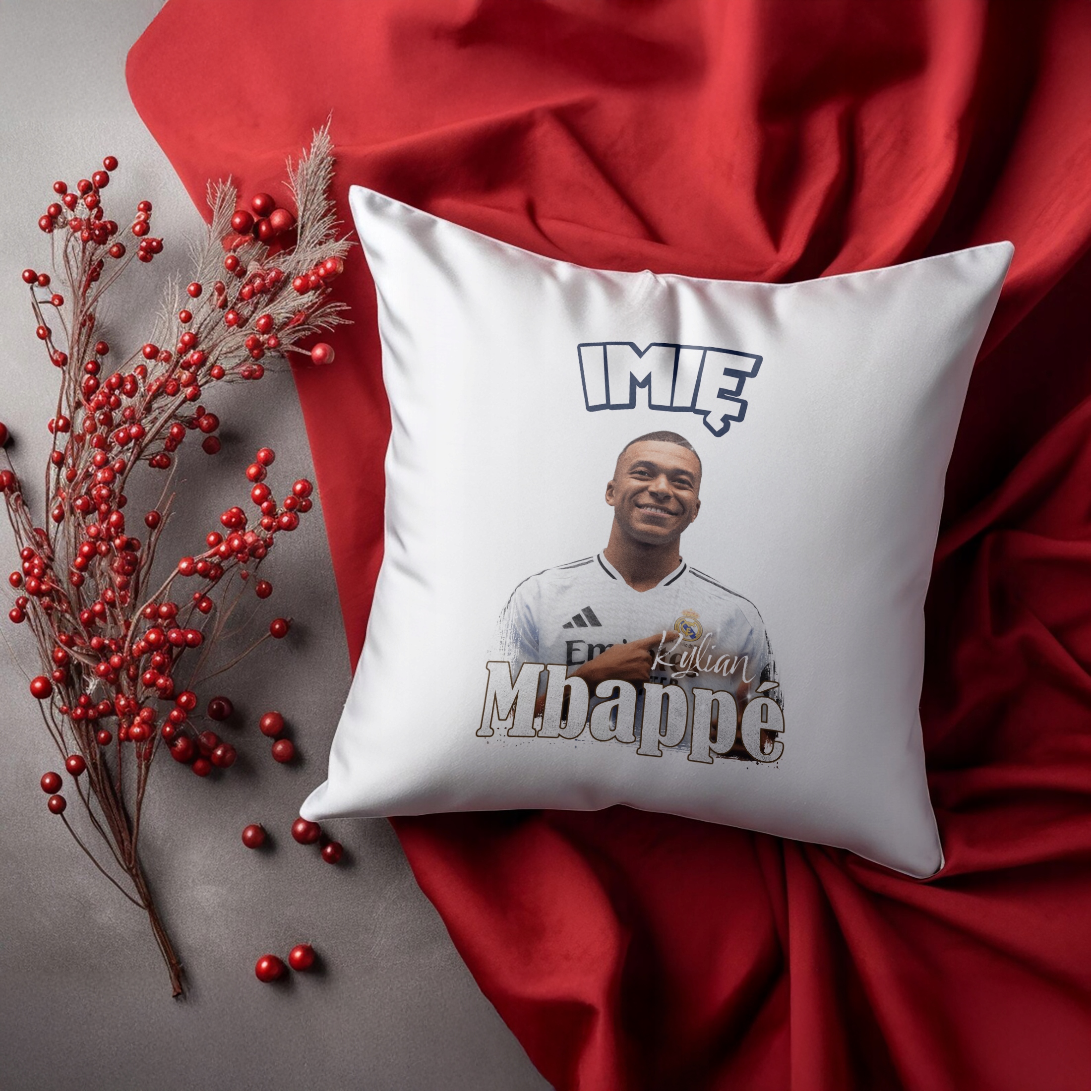 Poduszka personalizowana 38x38cm Kylian Mbappe dla kibiców Real Madryt
