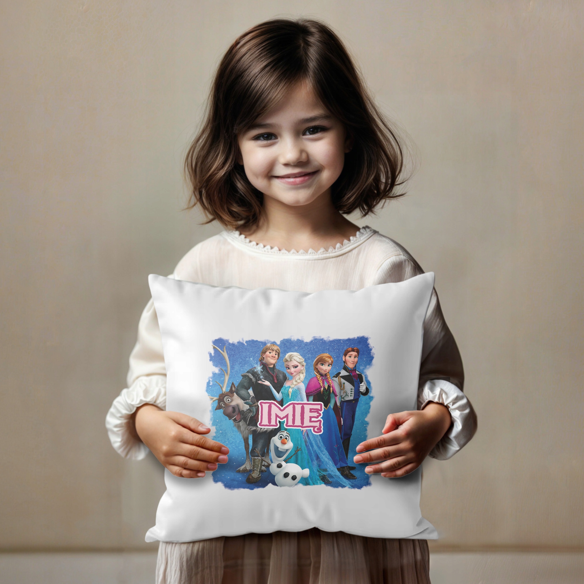 Poduszka 38×38 cm z Imieniem Kraina Lodu Frozen dla fanów bajki