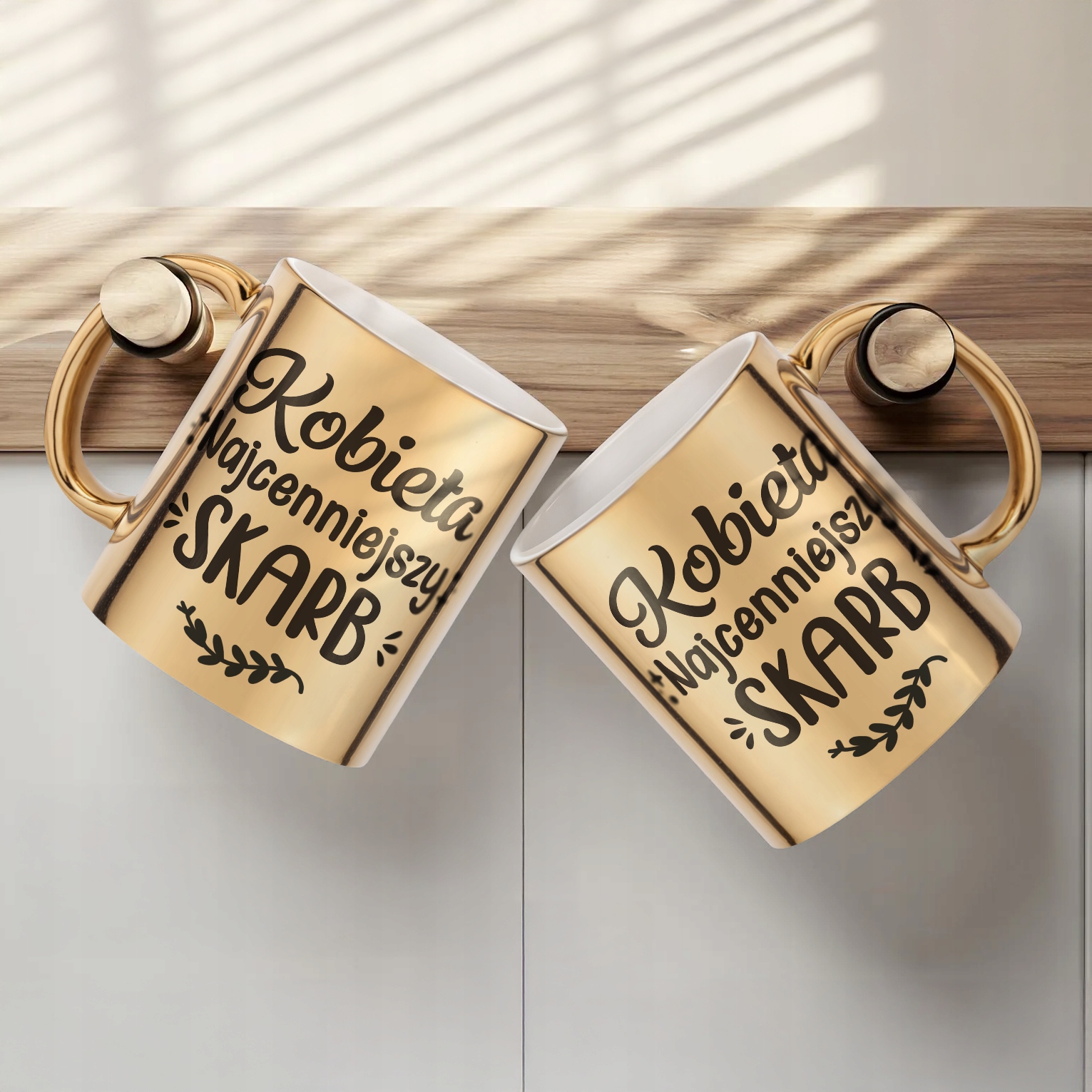 Złoty kubek na prezent Dzień Kobiet Najcenniejszy Skarb Prezent