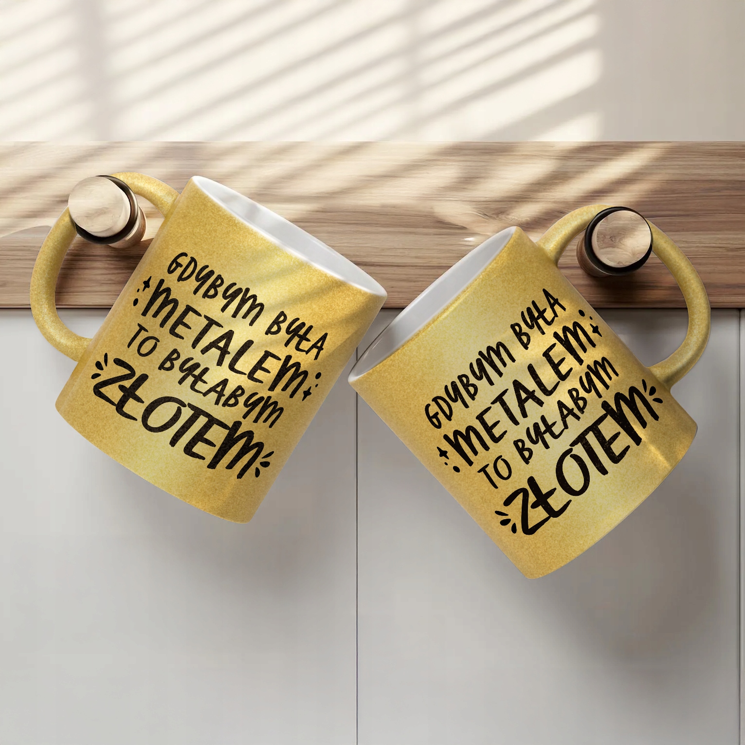 Złoty kubek brokatowy Dzień Kobiet Zabawny Prezent Upominek Dla Kobiety