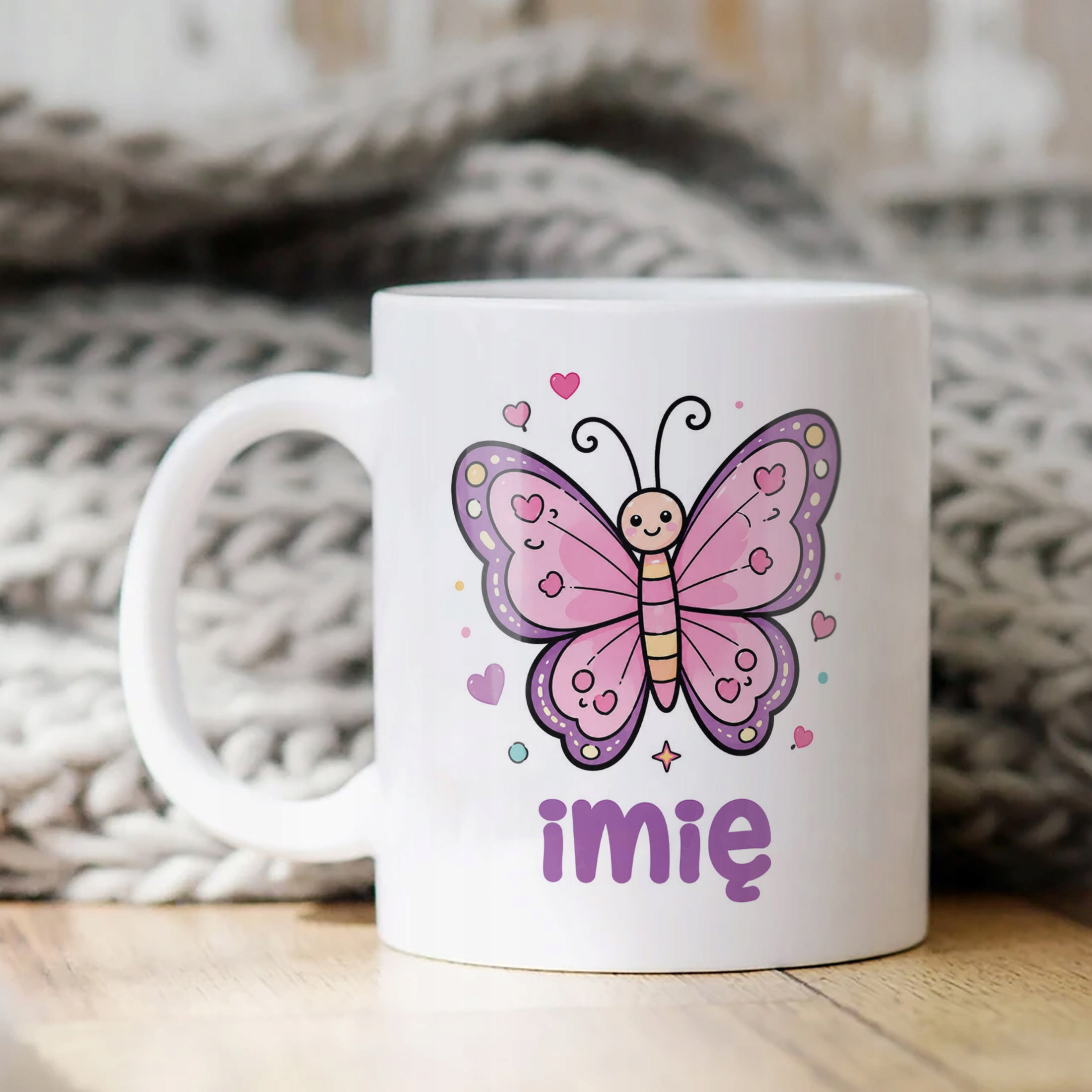 Biały Kubek z nadrukiem personalizowany Uroczy Motylek Dla Dzieci Prezent
