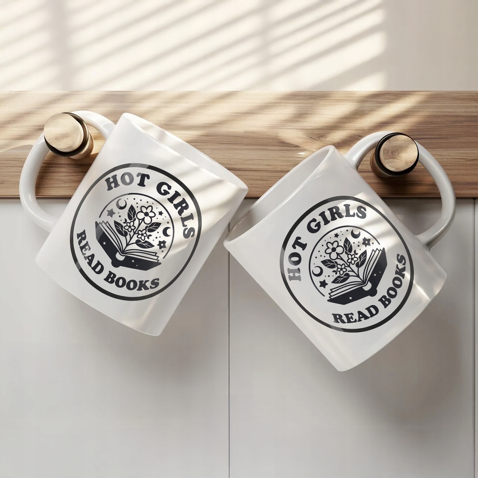 Kubek ceramiczny Hot Girl Read Books Dla Fanki Książek Prezent