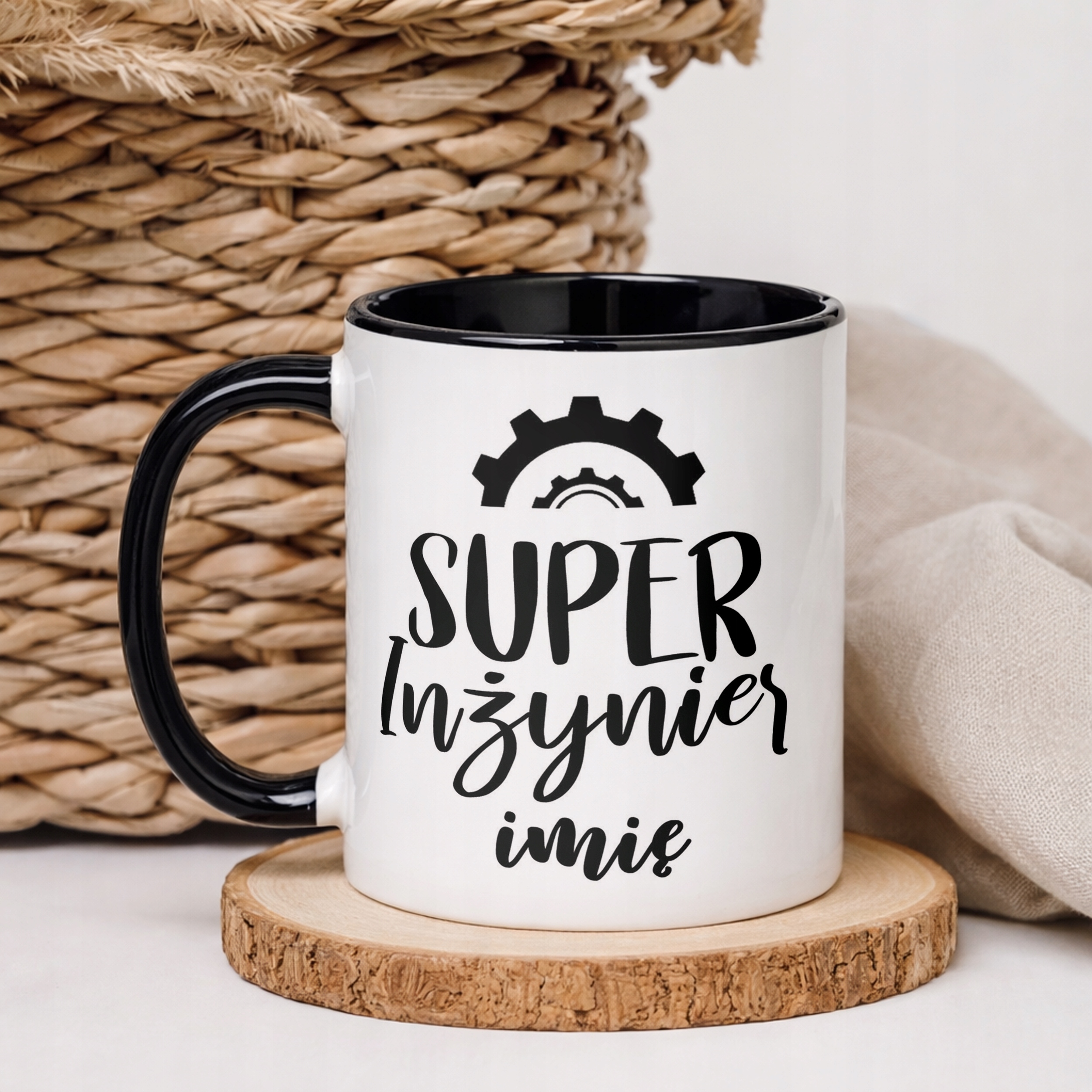 Kubek Czarny Personalizowany Super Inżynier Prezent Upominek