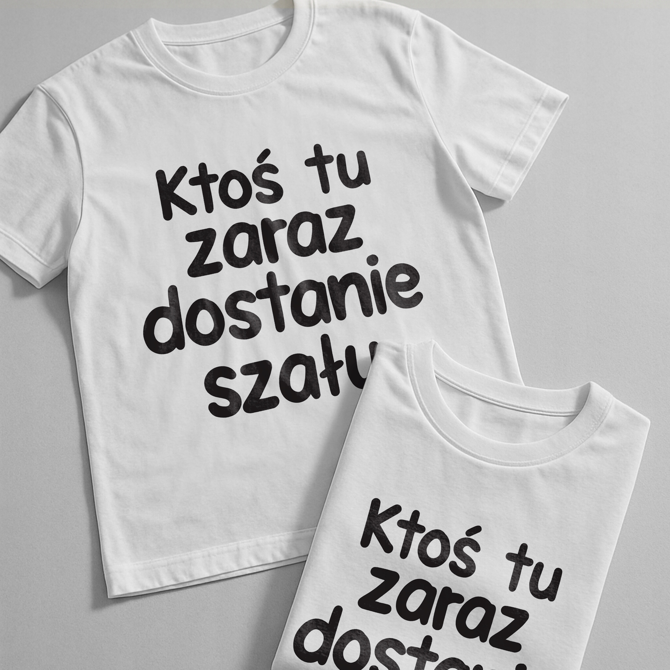Koszulka biała męska Ktoś Tu Zaraz Dostanie Szału Zabawny Prezent