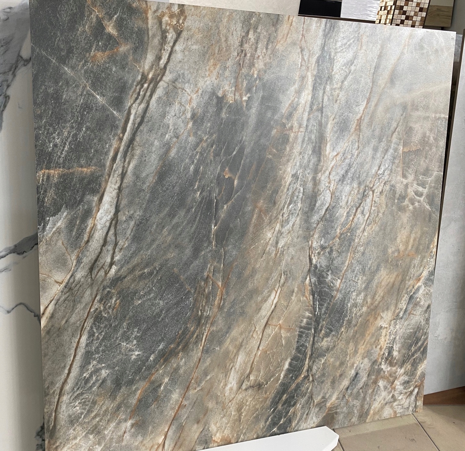 Gres wielkoformatowy 120x120 MARMUR ZŁOTO AMBER