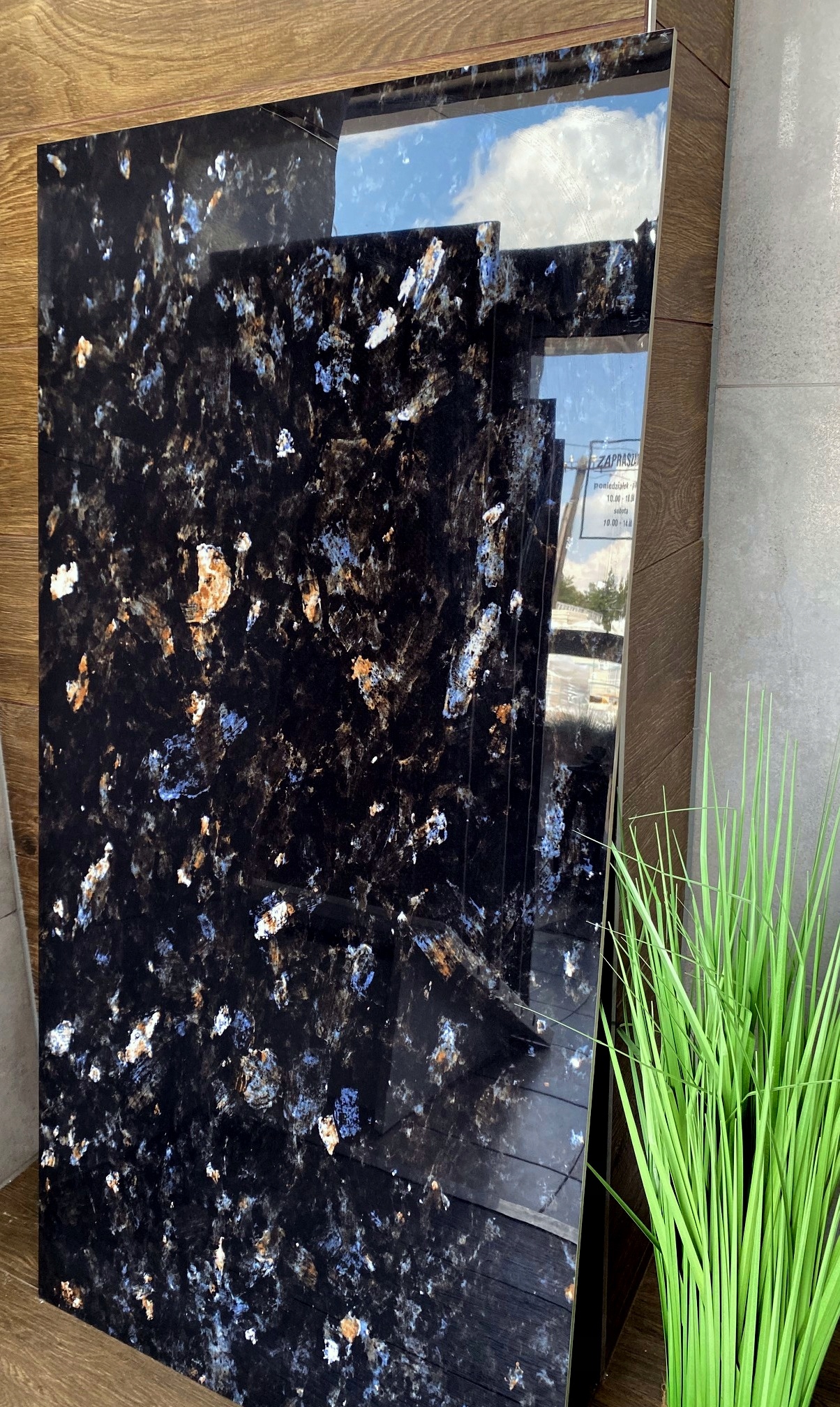 CZARNY błyszczący gres polerowany WYSOKI POŁYSK GAT. 1 TANIO - NOWOŚĆ