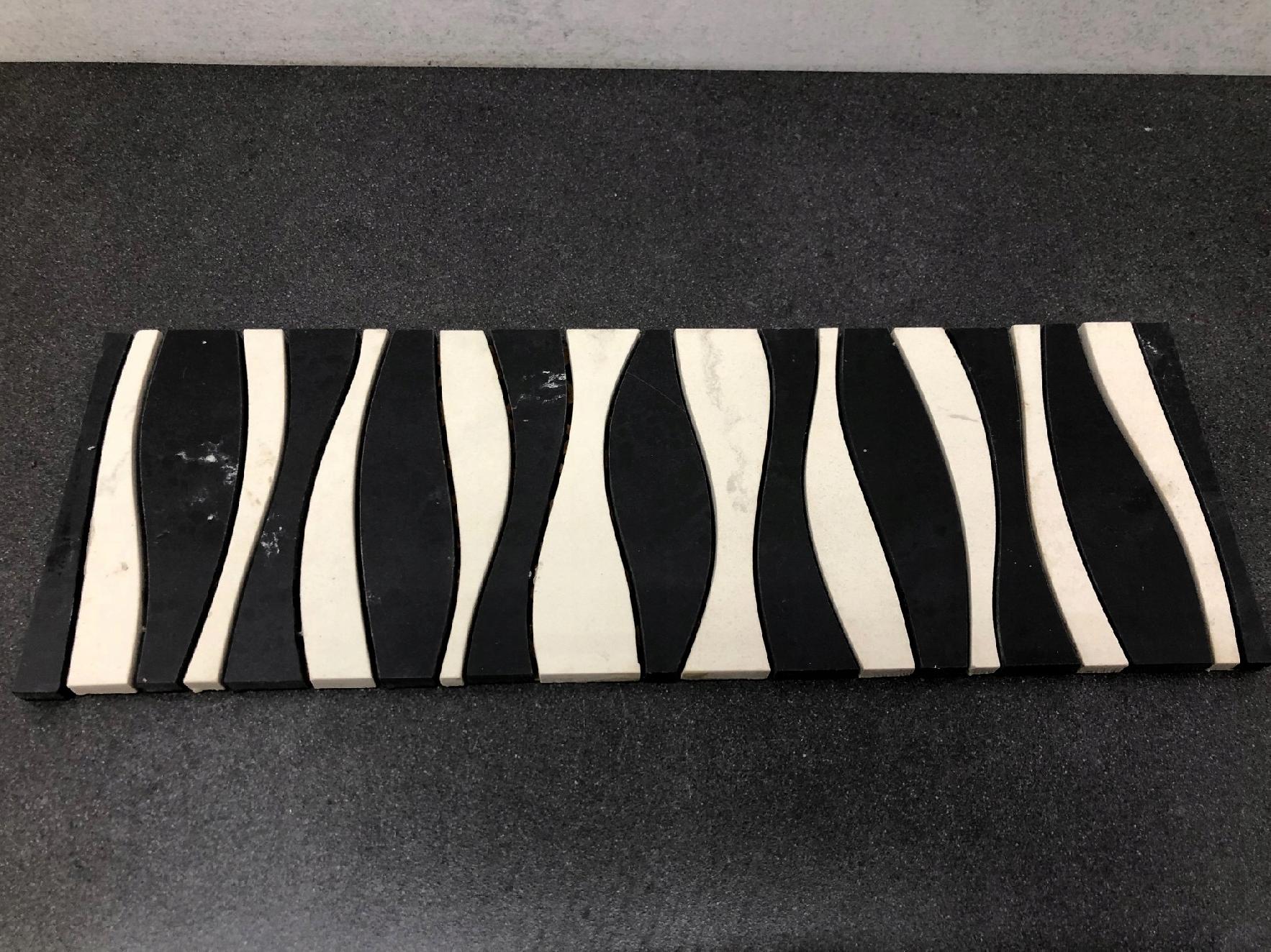 Płytki dekoracyjne - listwa podłogowa 29x6,5 ZEBRA