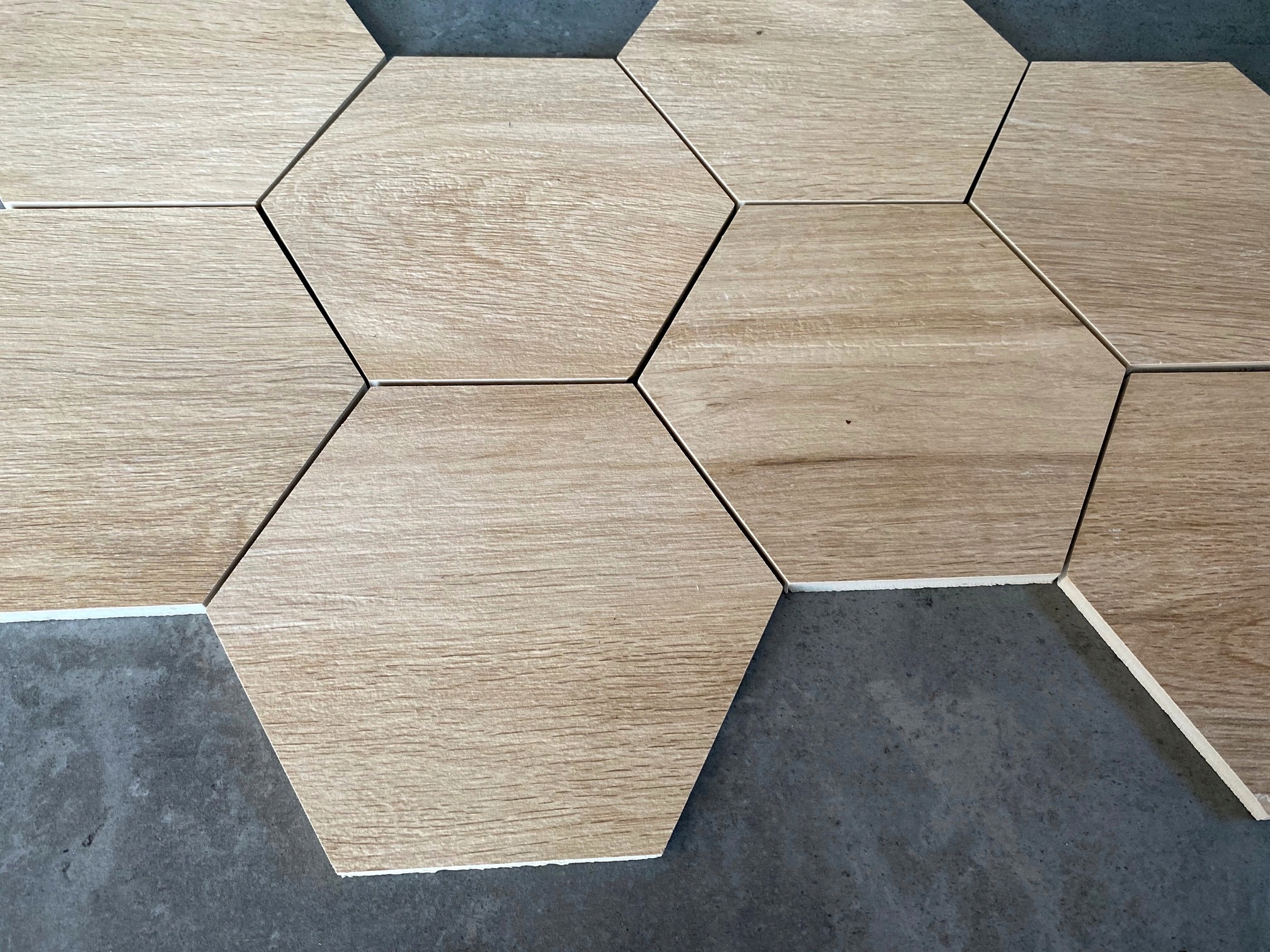 Płytki heksagonalne drewnopodobne PLASTER MIODU