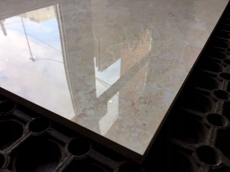 Gres polerowany GOLDEN BEIGE 60x60 jak marmur