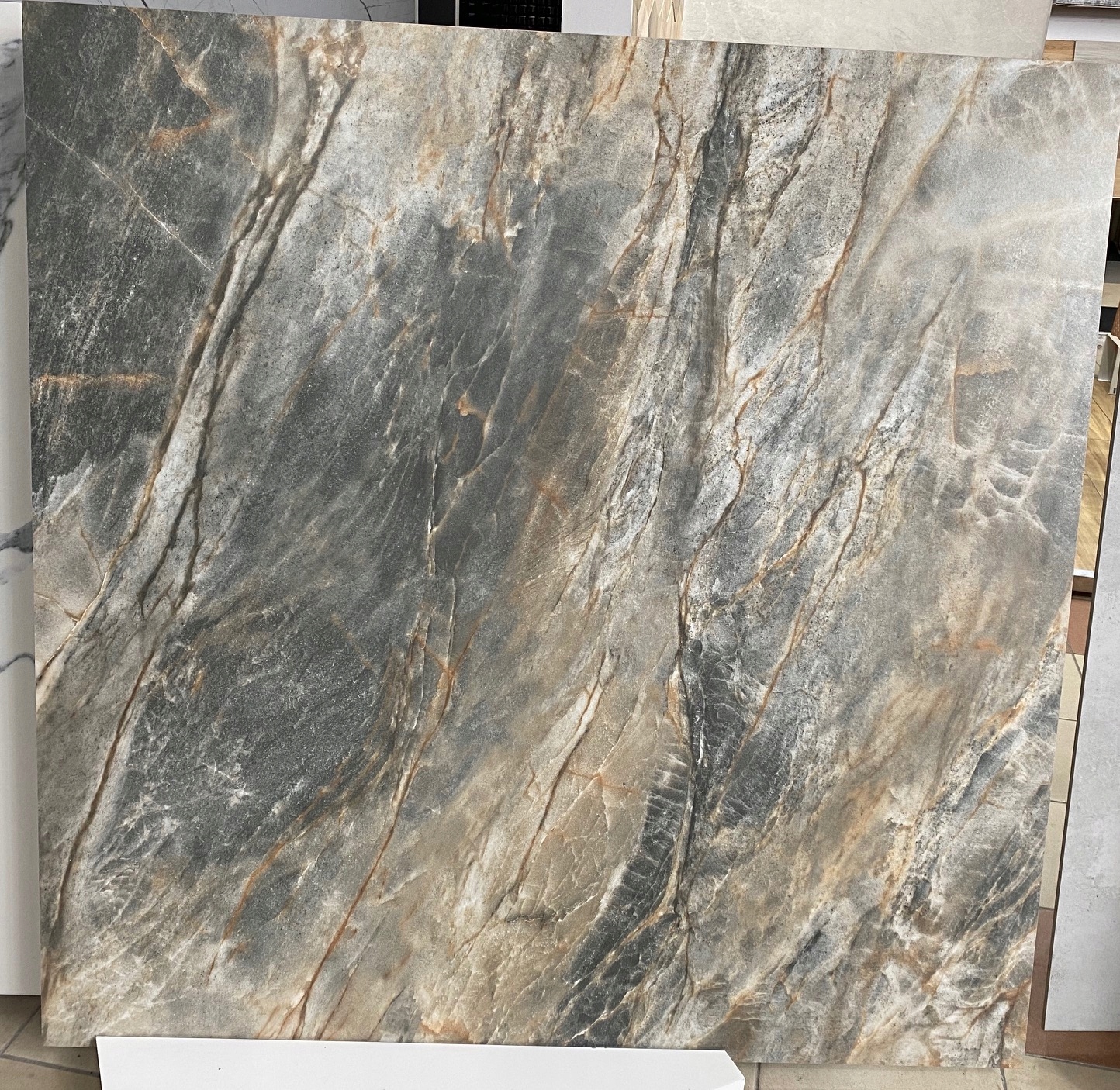 Gres wielkoformatowy 120x120 MARMUR ZŁOTO AMBER