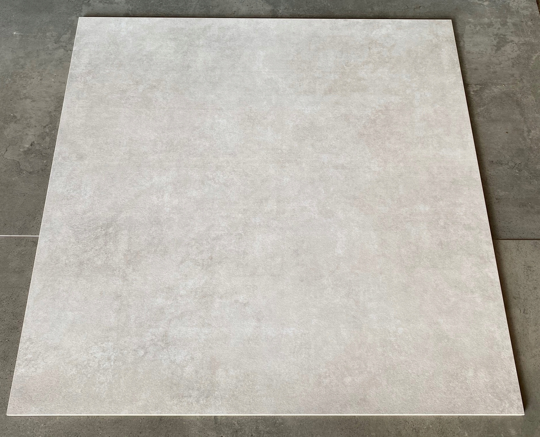 Szary betonopodobny gres 80x80 duży rozmiar TANIO