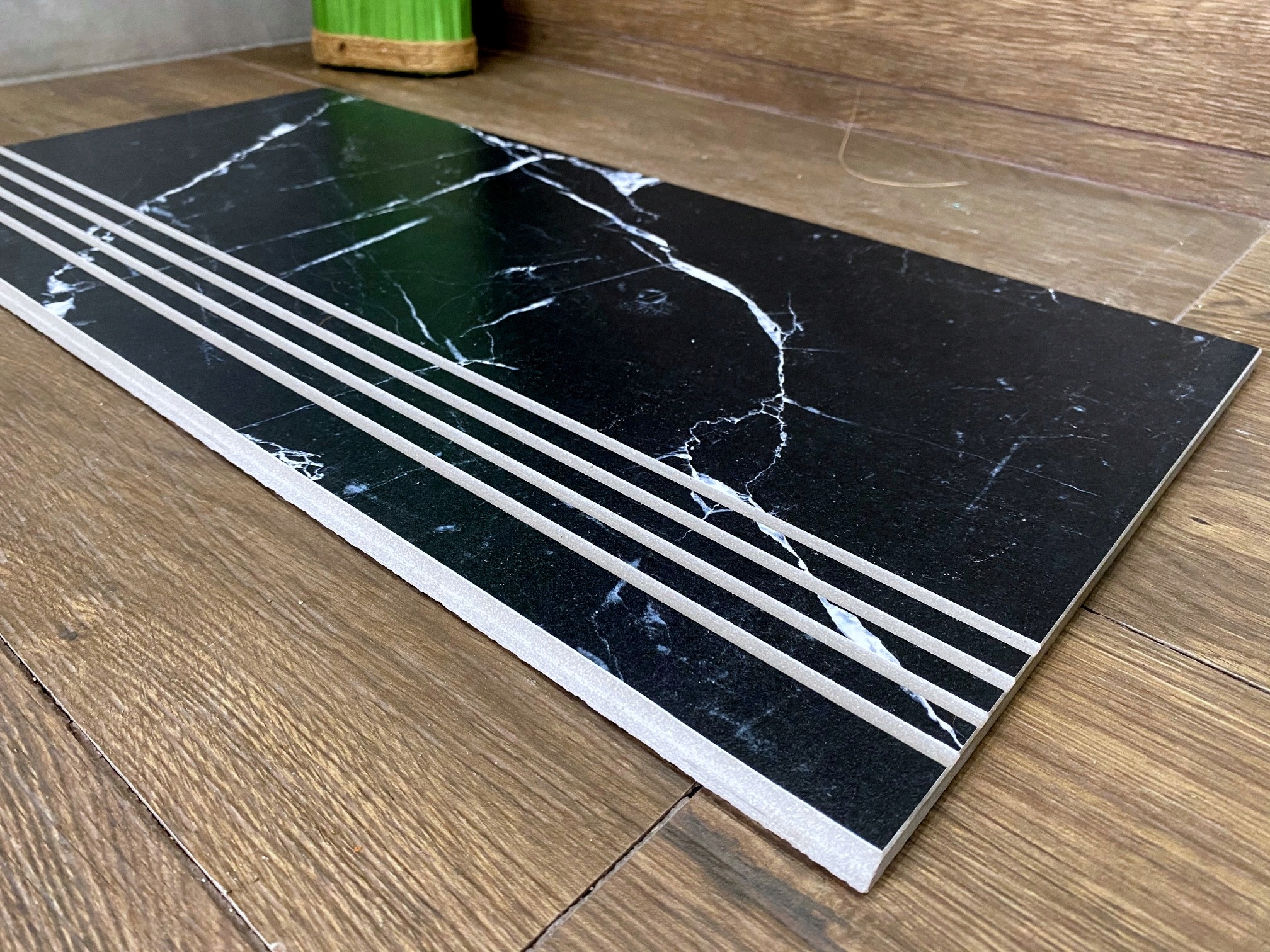 Czarne płytki schodowe 30x60 ANTYPOŚLIZGOWE mrozoodporne NAJTANIEJ