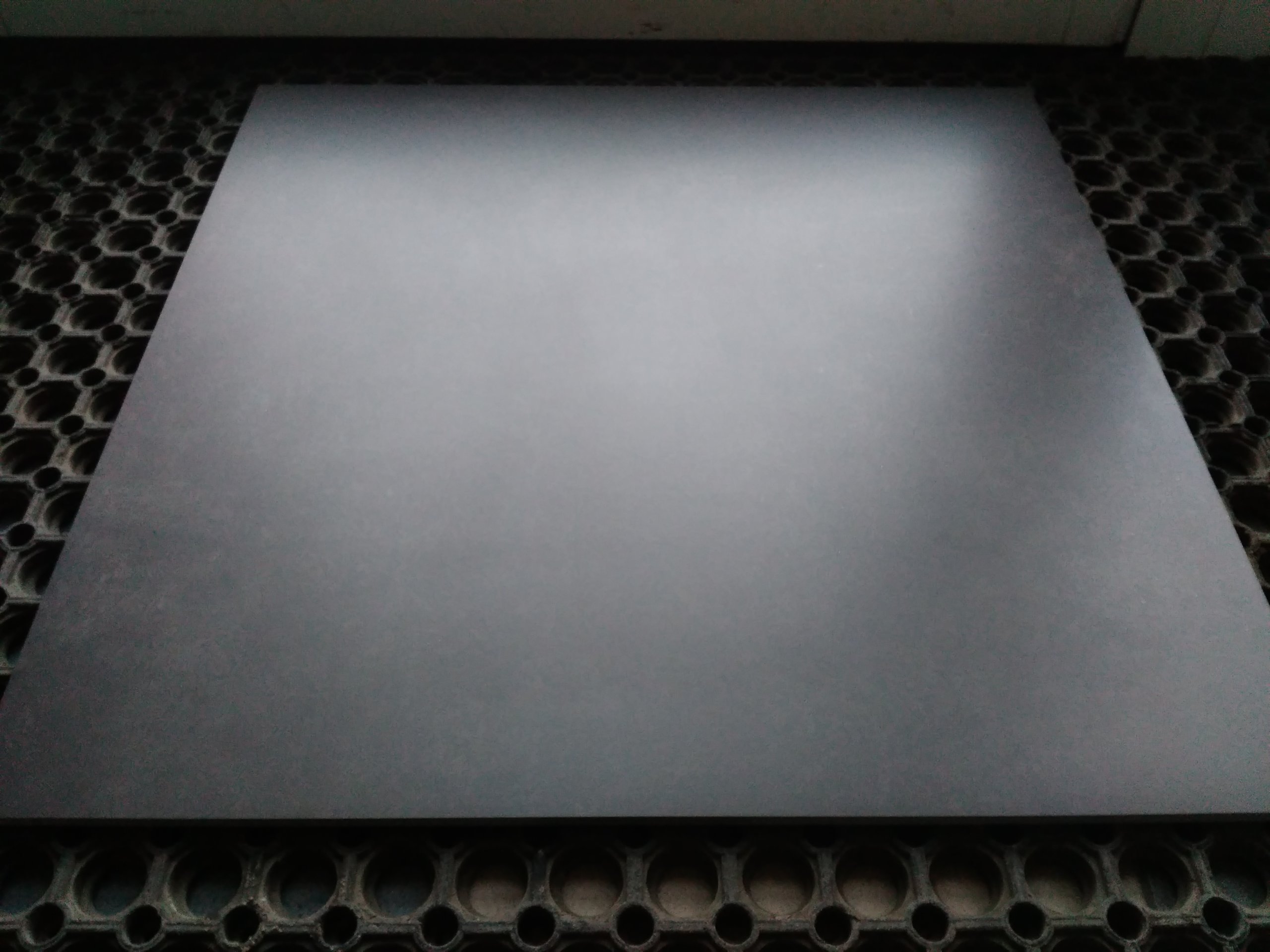 Barwiony w masie gres SZARY GRAFIT 60X60