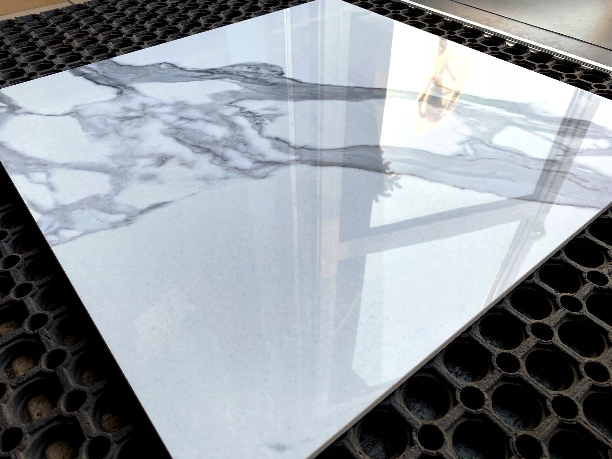 GRES CALACATTA 60X60 POLER BIAŁY MARMUR POŁYSK