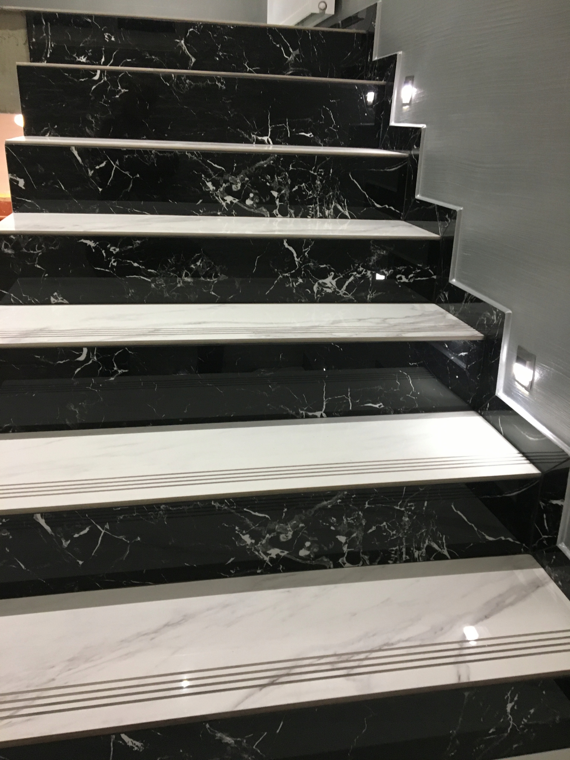 MARMUR NA SCHODY - stopnica 100x30 WYSOKI POŁYSK