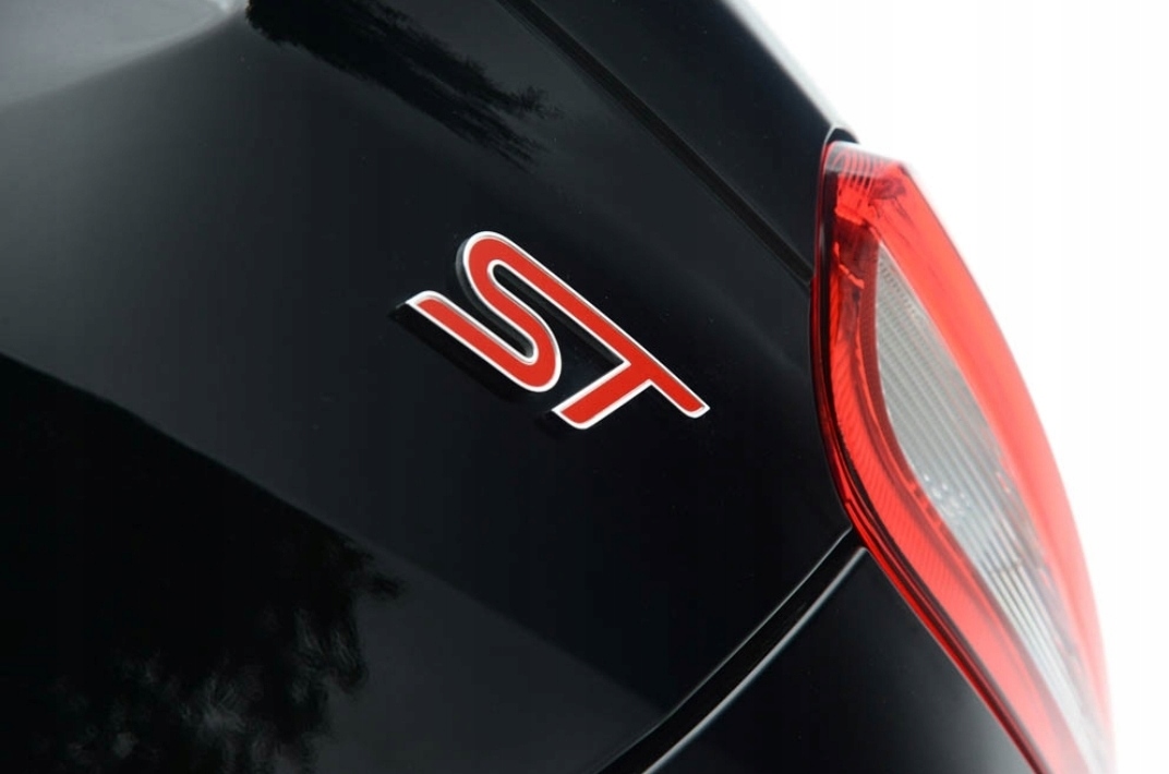 Naklejka Emblemat Model ST Ford Focus Fiesta Auto Sport Technologies Line