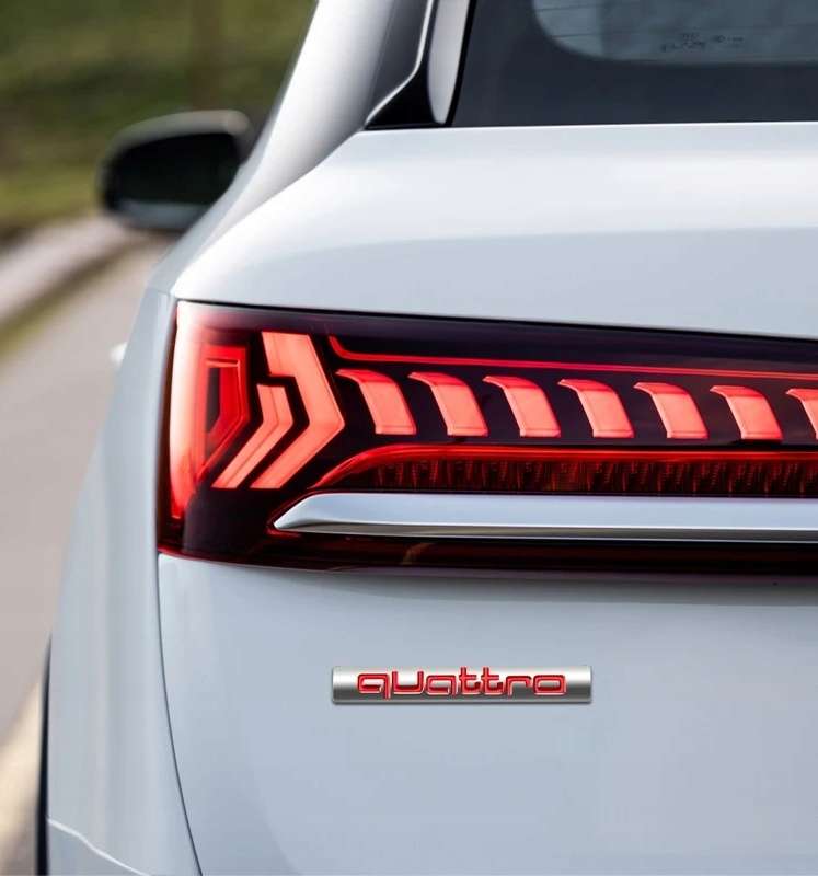 Emblemat Znaczek Napis Logo Quattro Audi Q3 Lifting Naklejka na Samochód 3D