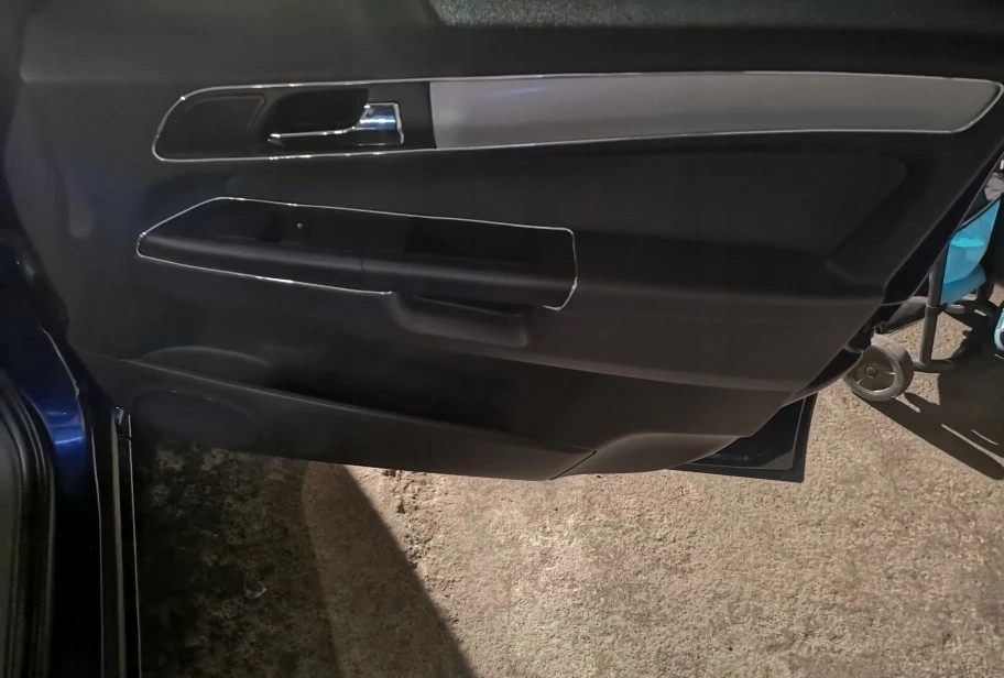 LISTWA TAŚMA OZDOBNA DO SAMOCHODU CHROM 5M TUNING