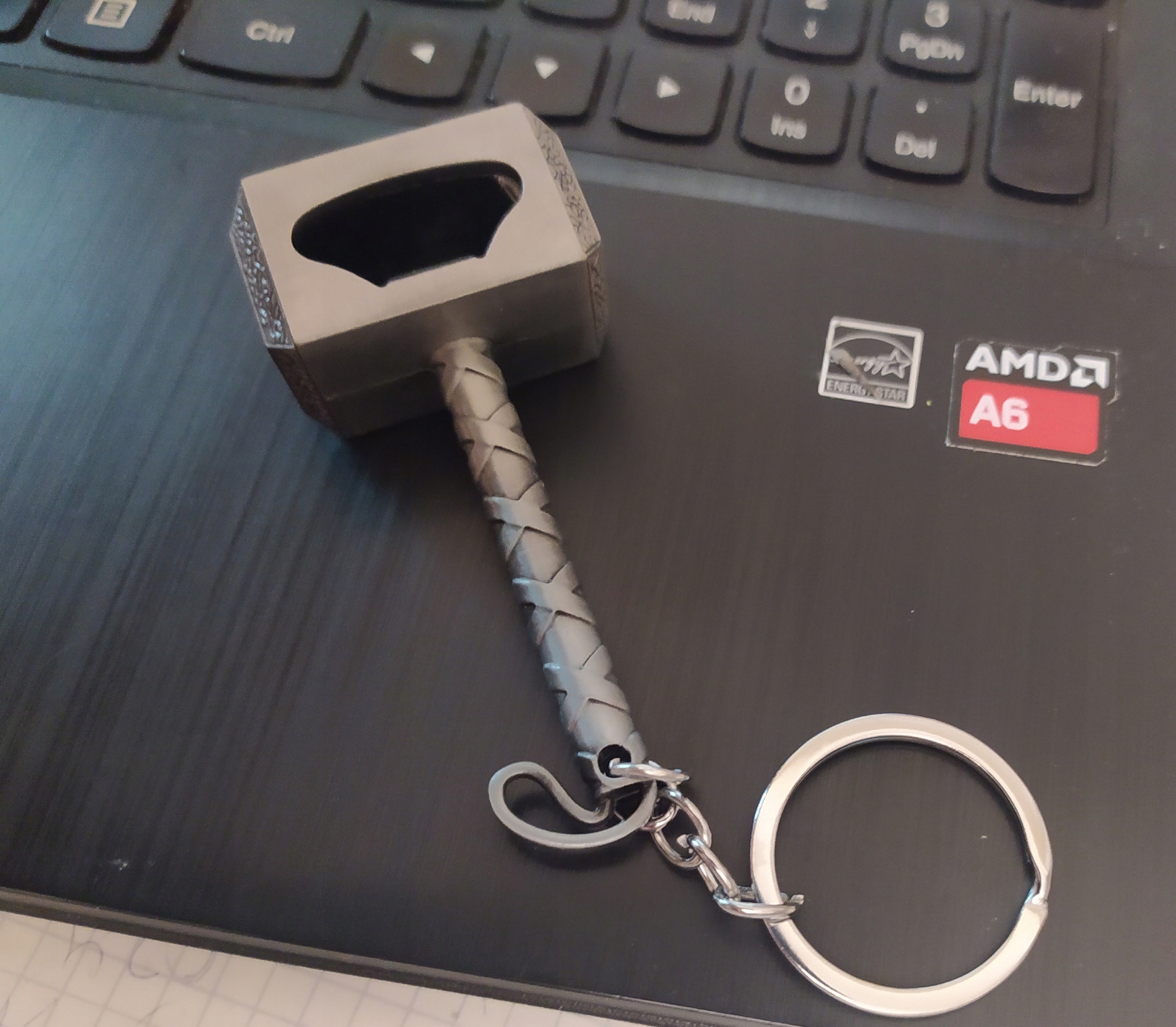 1 2371 Breloczek Młotek Thor 'a Asgard Srebrny Otwieracz