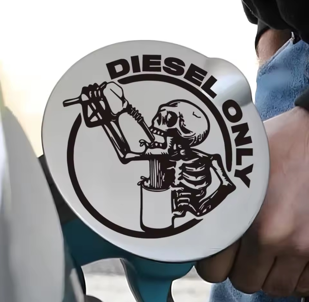 Naklejka Wlepka na Samochód Motor Wlew Paliwa DIESEL ONLY Kościotrup Skull