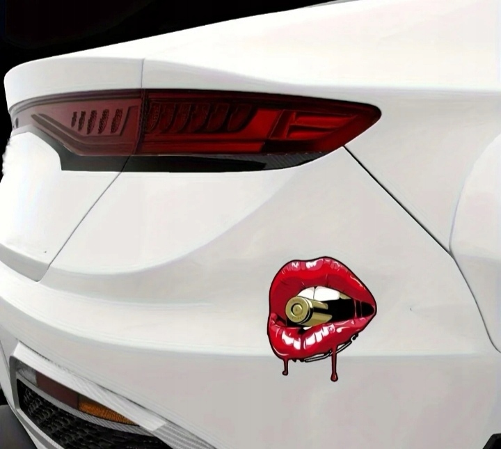 Seksowna Naklejka na Samochód do Auta Tuning Czerwona Usta Pocisk Nabój Red